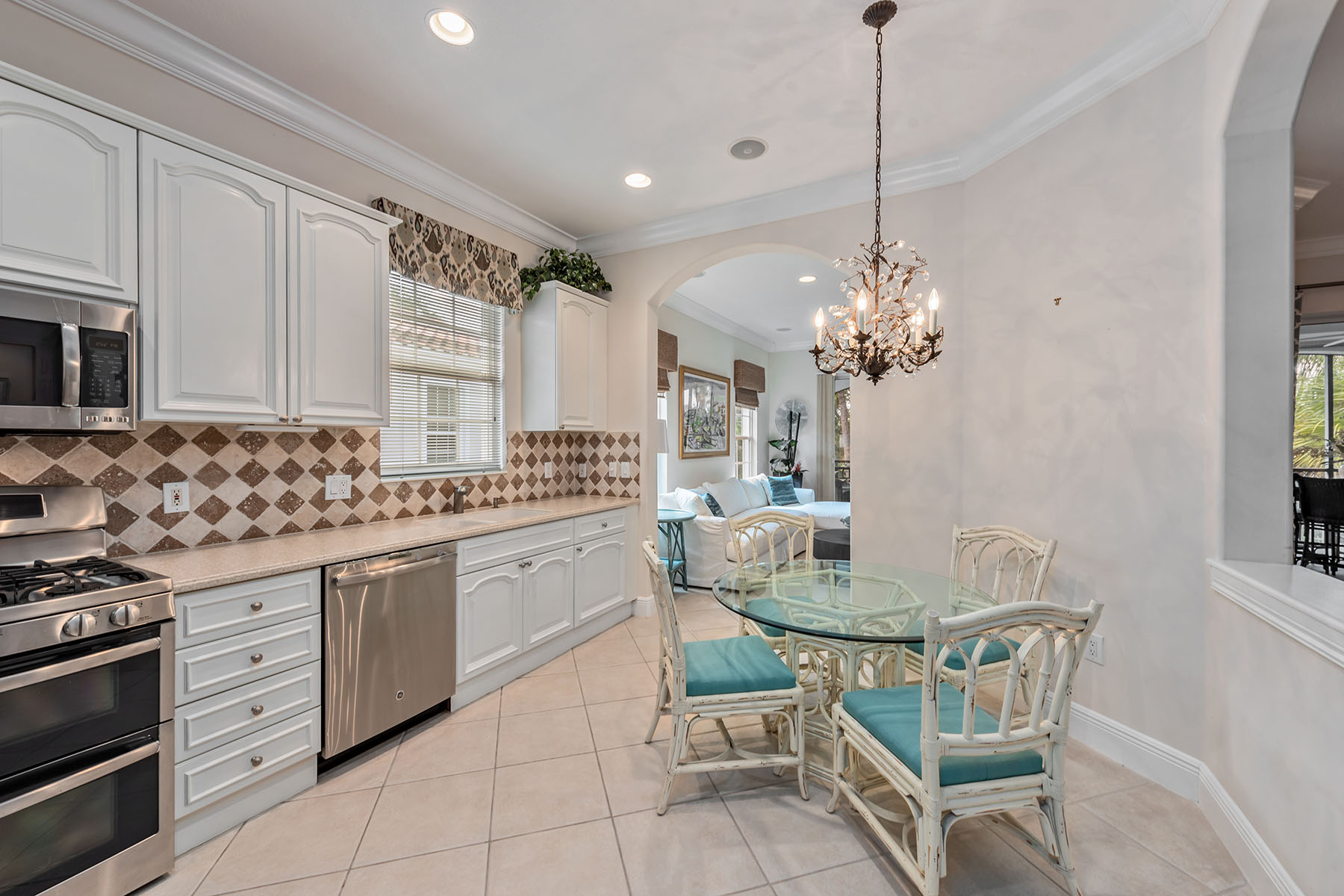 9110 Cascada Way , 201