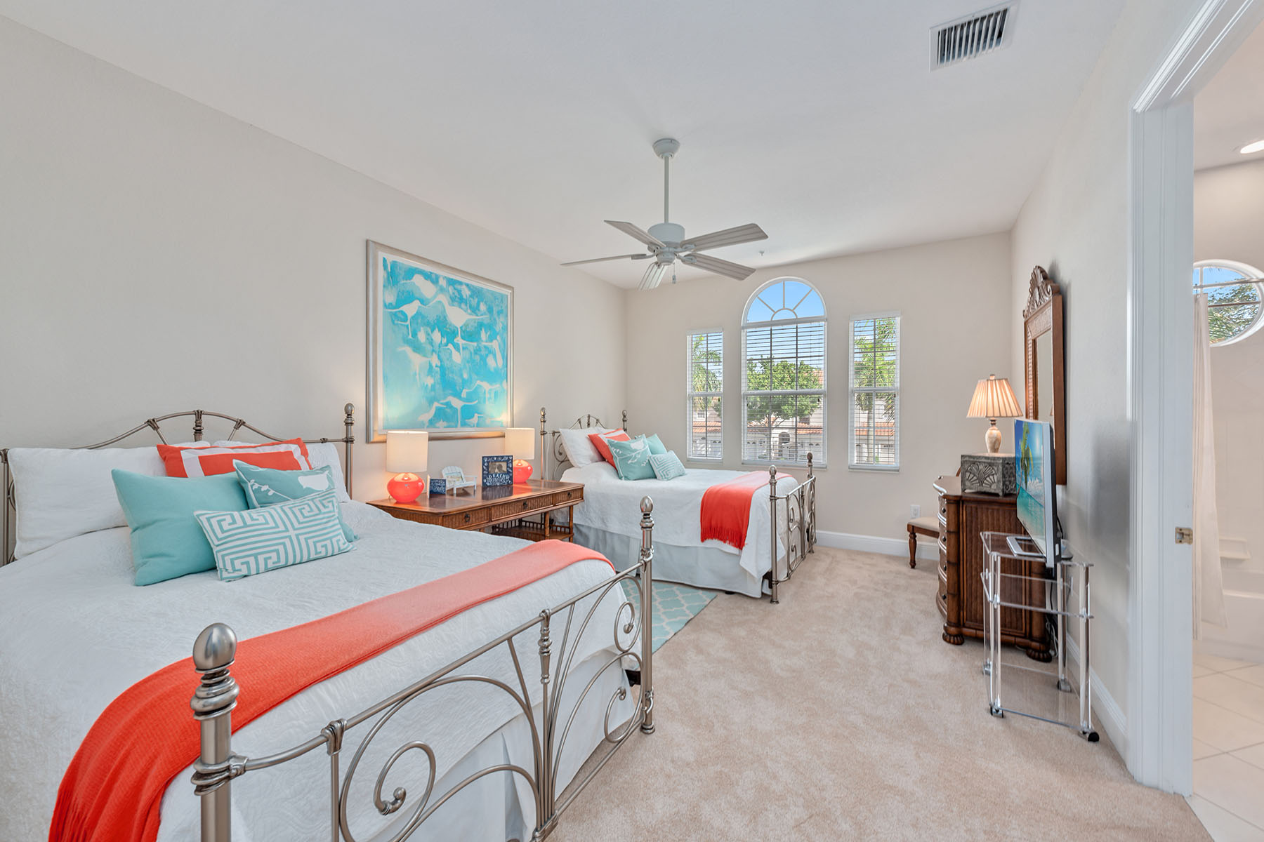 9110 Cascada Way , 201