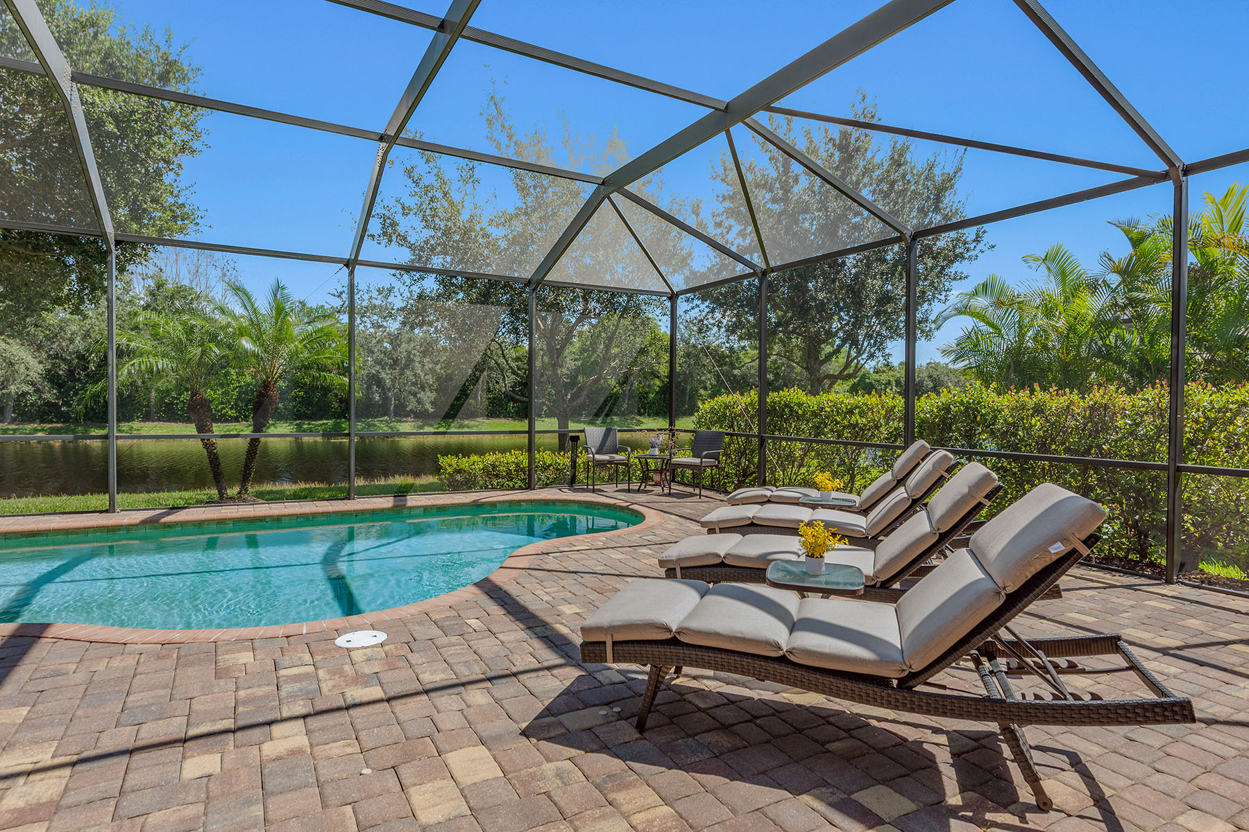 2846 Aviamar Circle