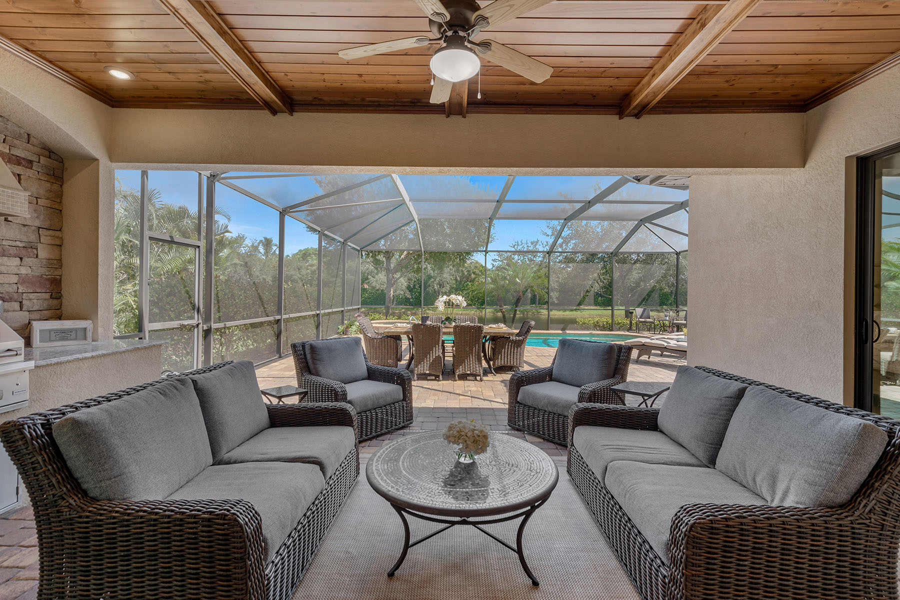 2846 Aviamar Circle