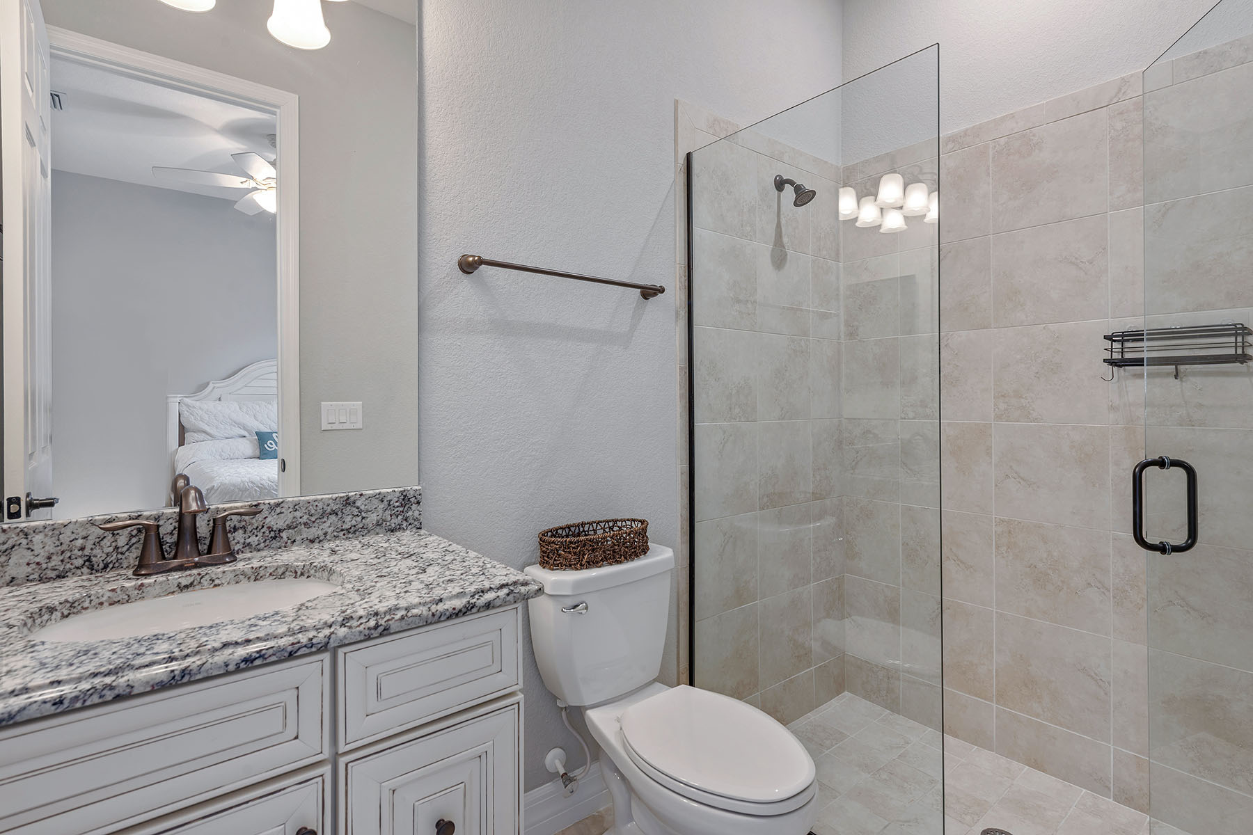 2846 Aviamar Circle