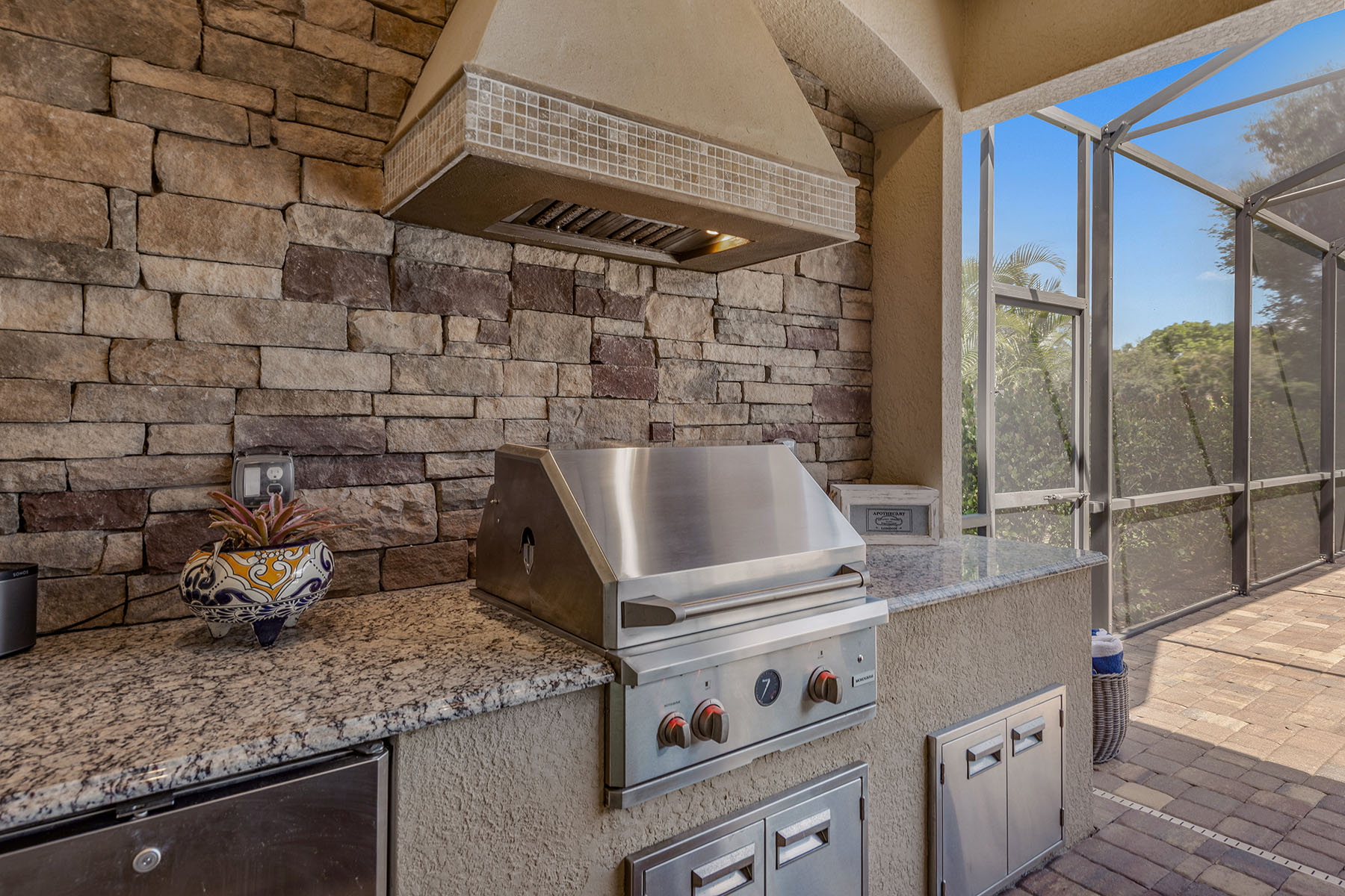 2846 Aviamar Circle