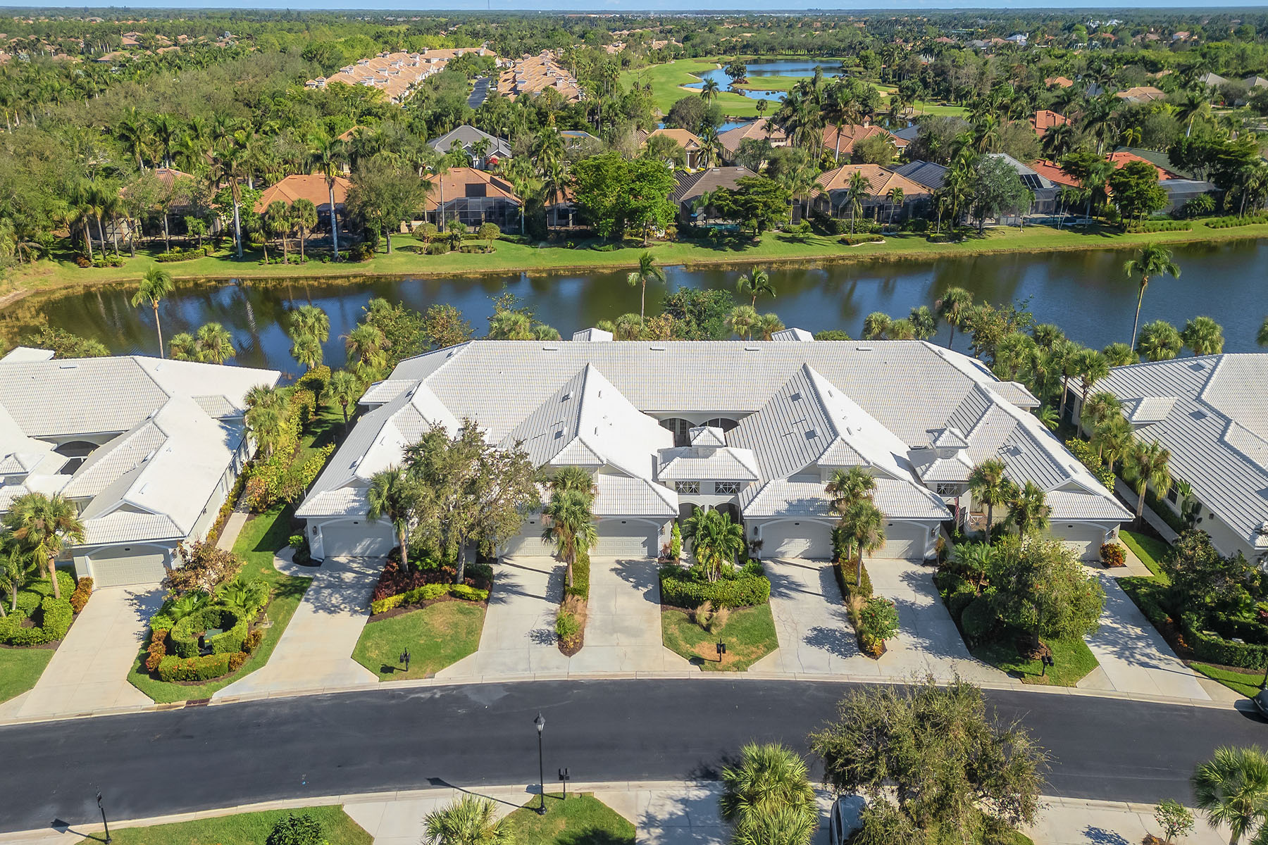 4526 Cardinal Cove Lane