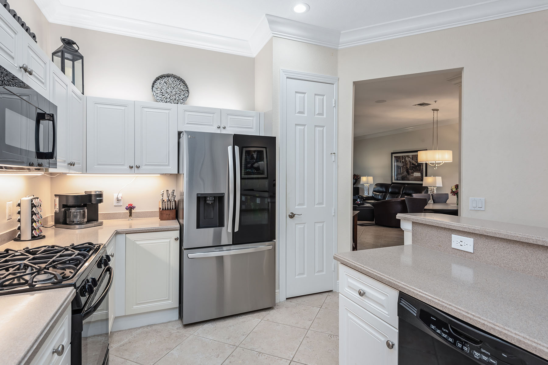 4526 Cardinal Cove Lane