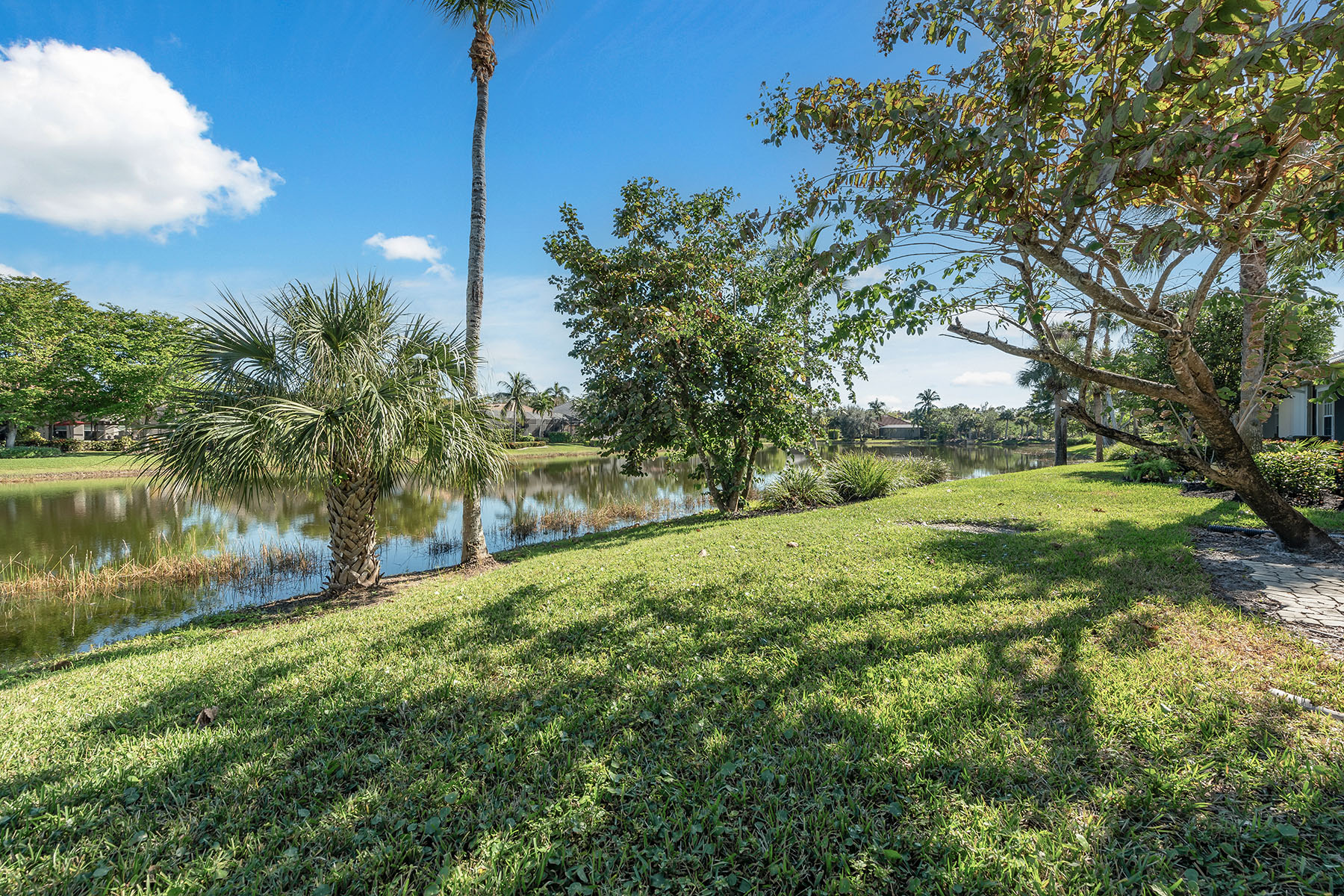 4526 Cardinal Cove Lane