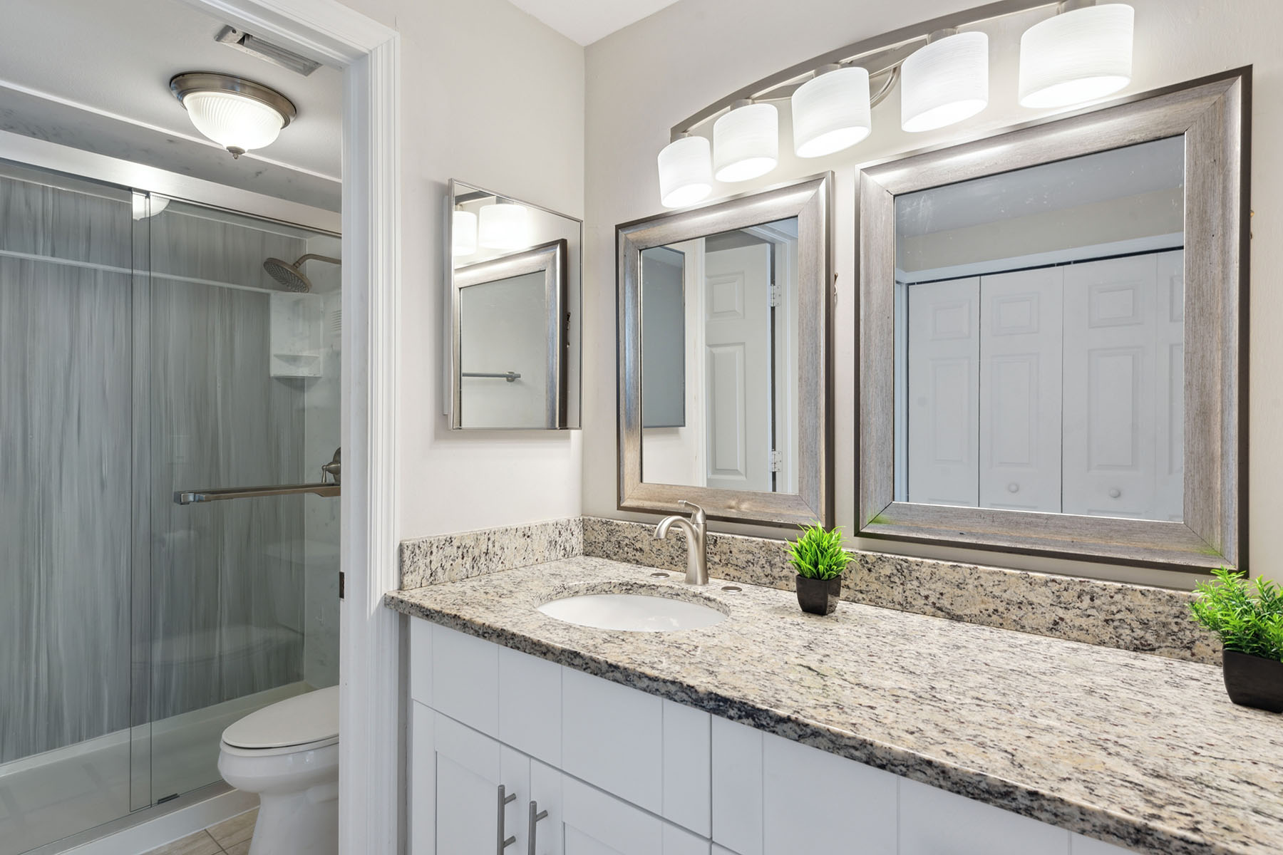 380 Seaview Court , 1607