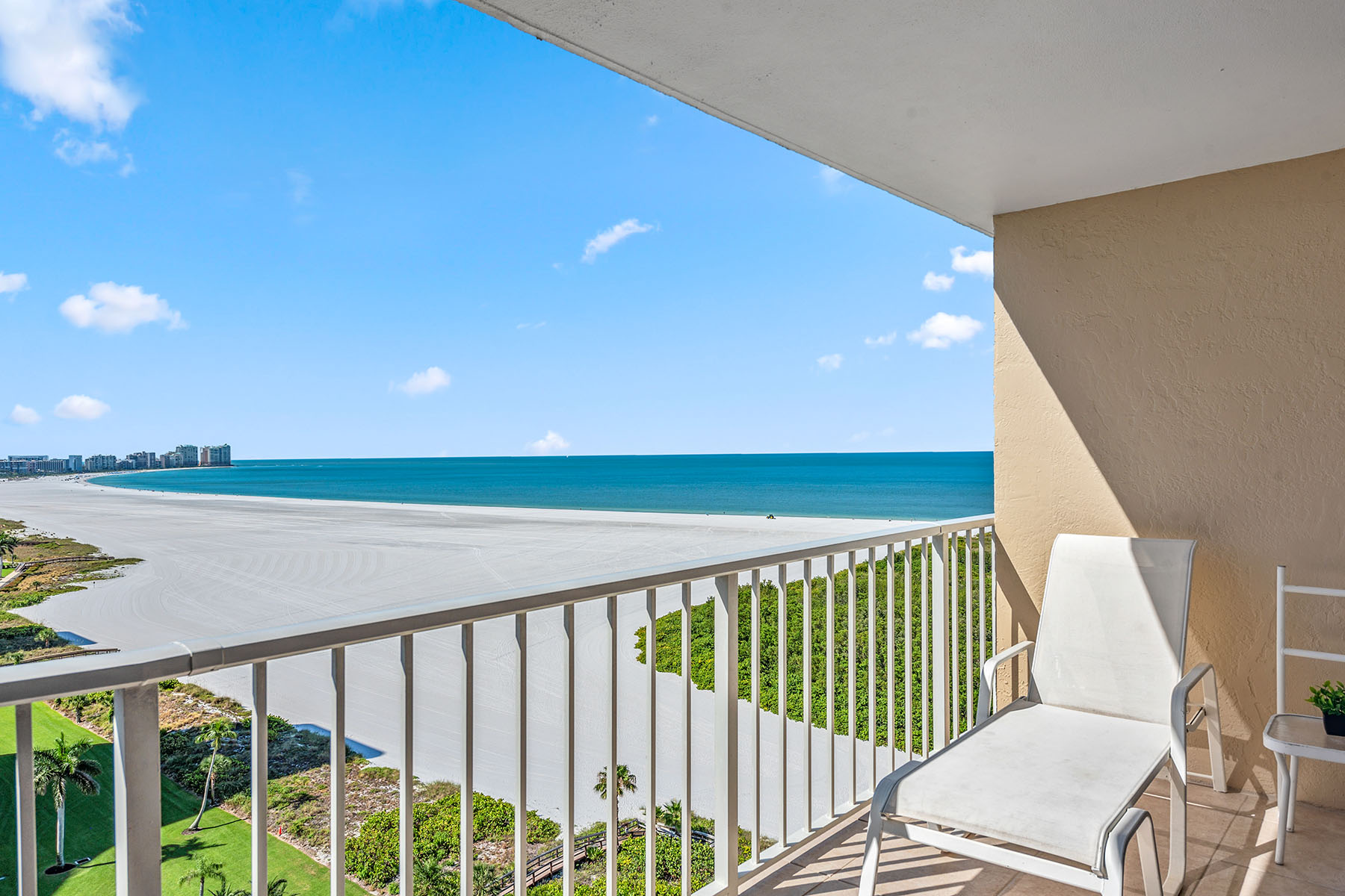 380 Seaview Court , 1607
