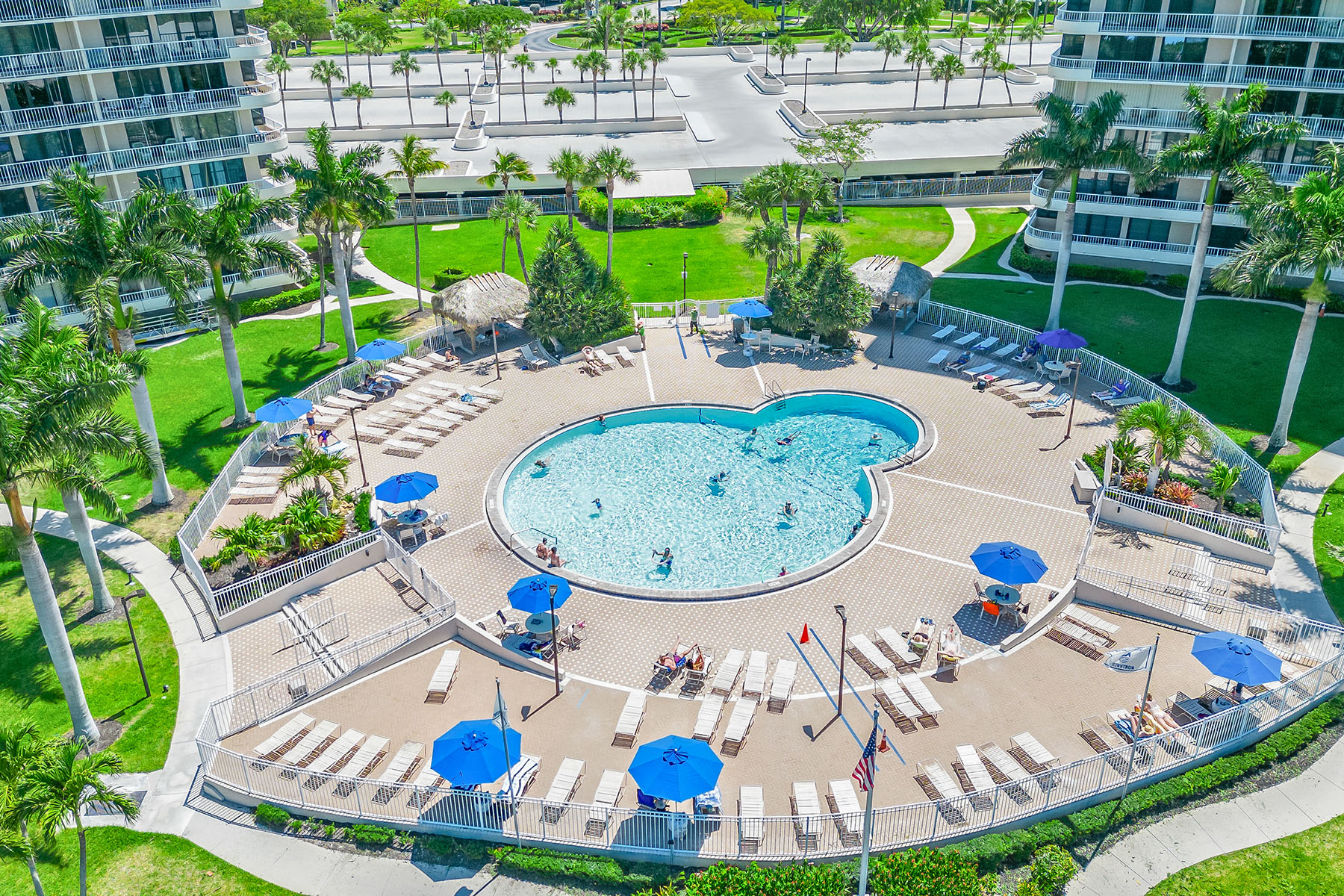380 Seaview Court , 1607