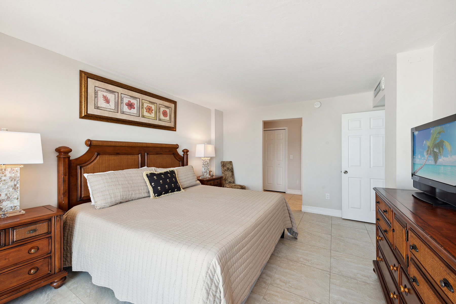 380 Seaview Court , 1607