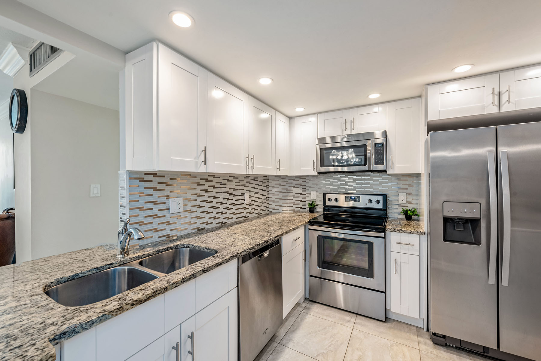 380 Seaview Court , 1607