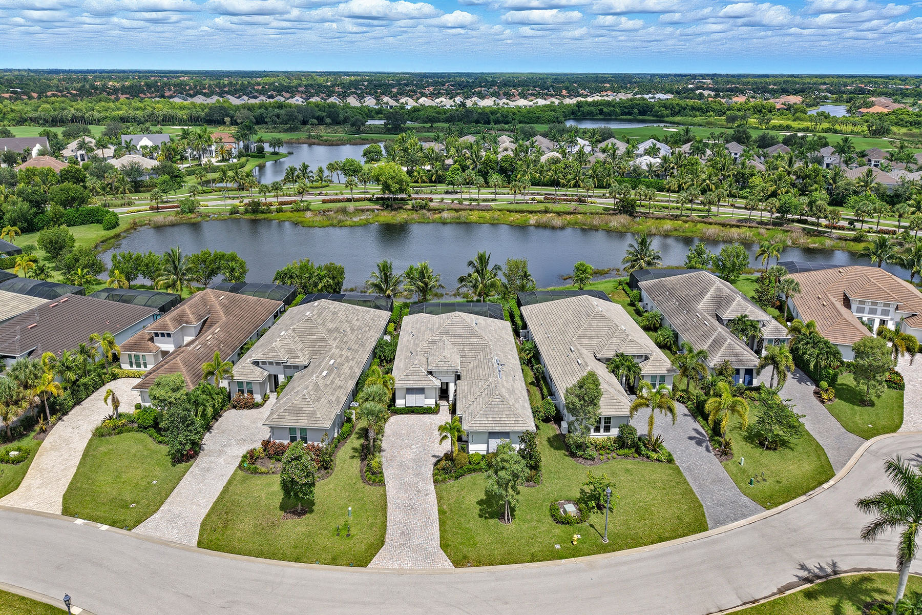 3199 Cotuit Lane