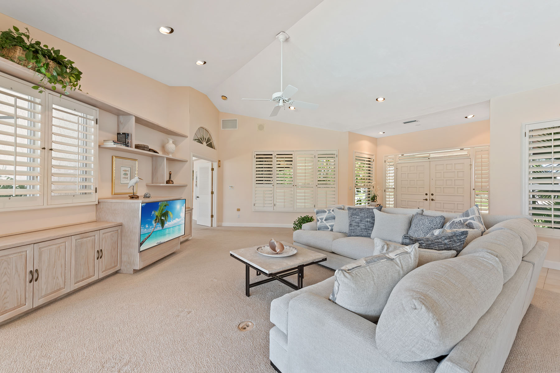 1535 Caxambas Court