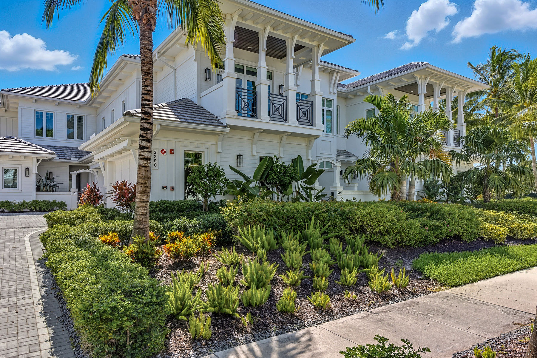 3290 Dorado Lane , 201