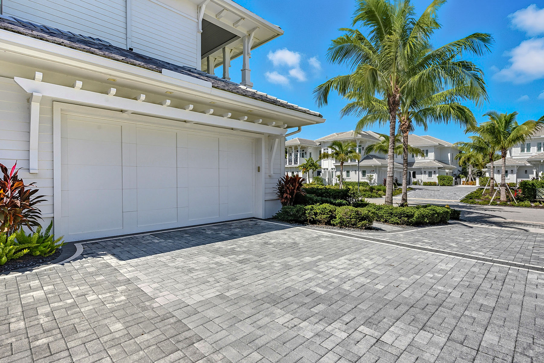 3290 Dorado Lane , 201