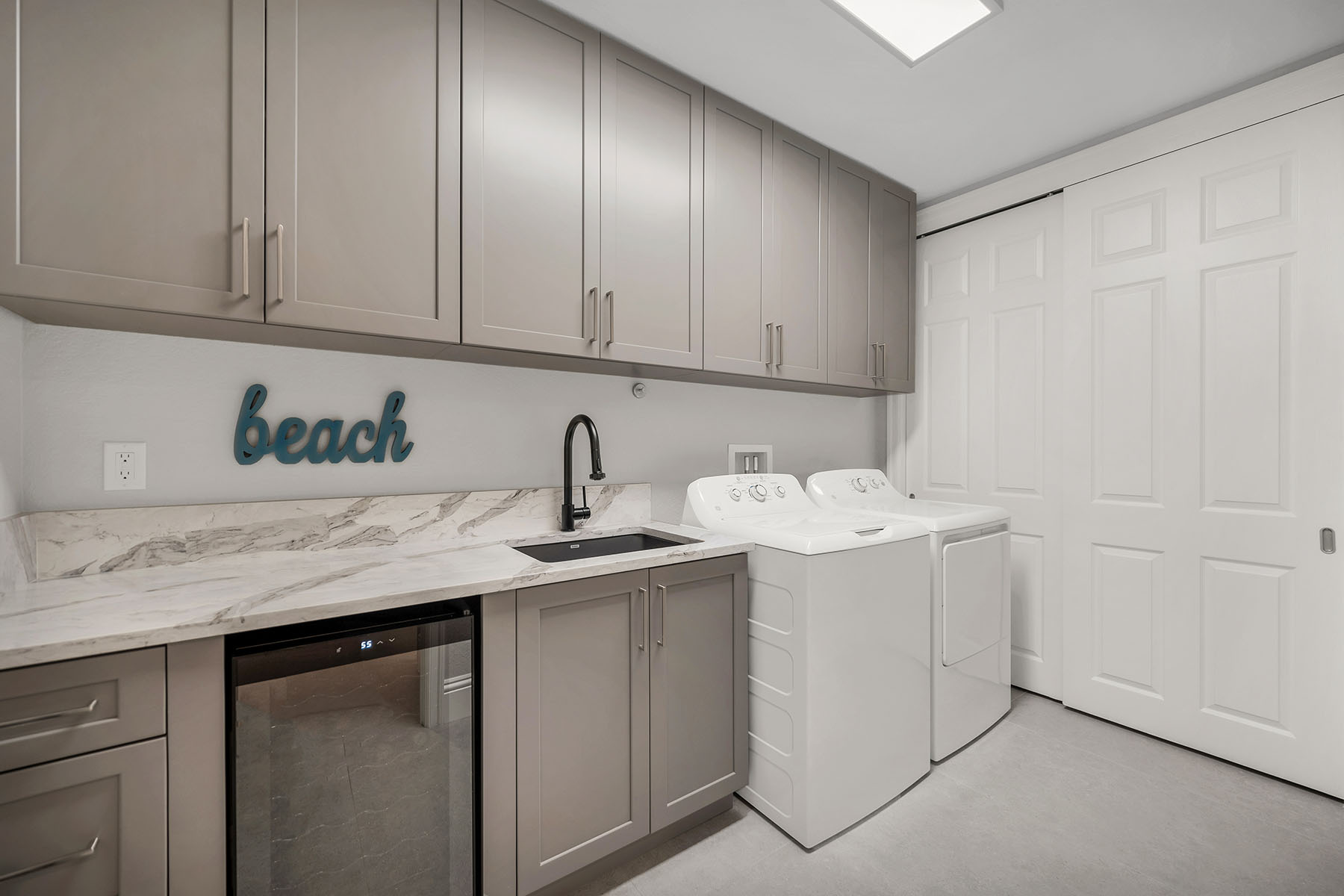 6433 Legacy Circle , 1301