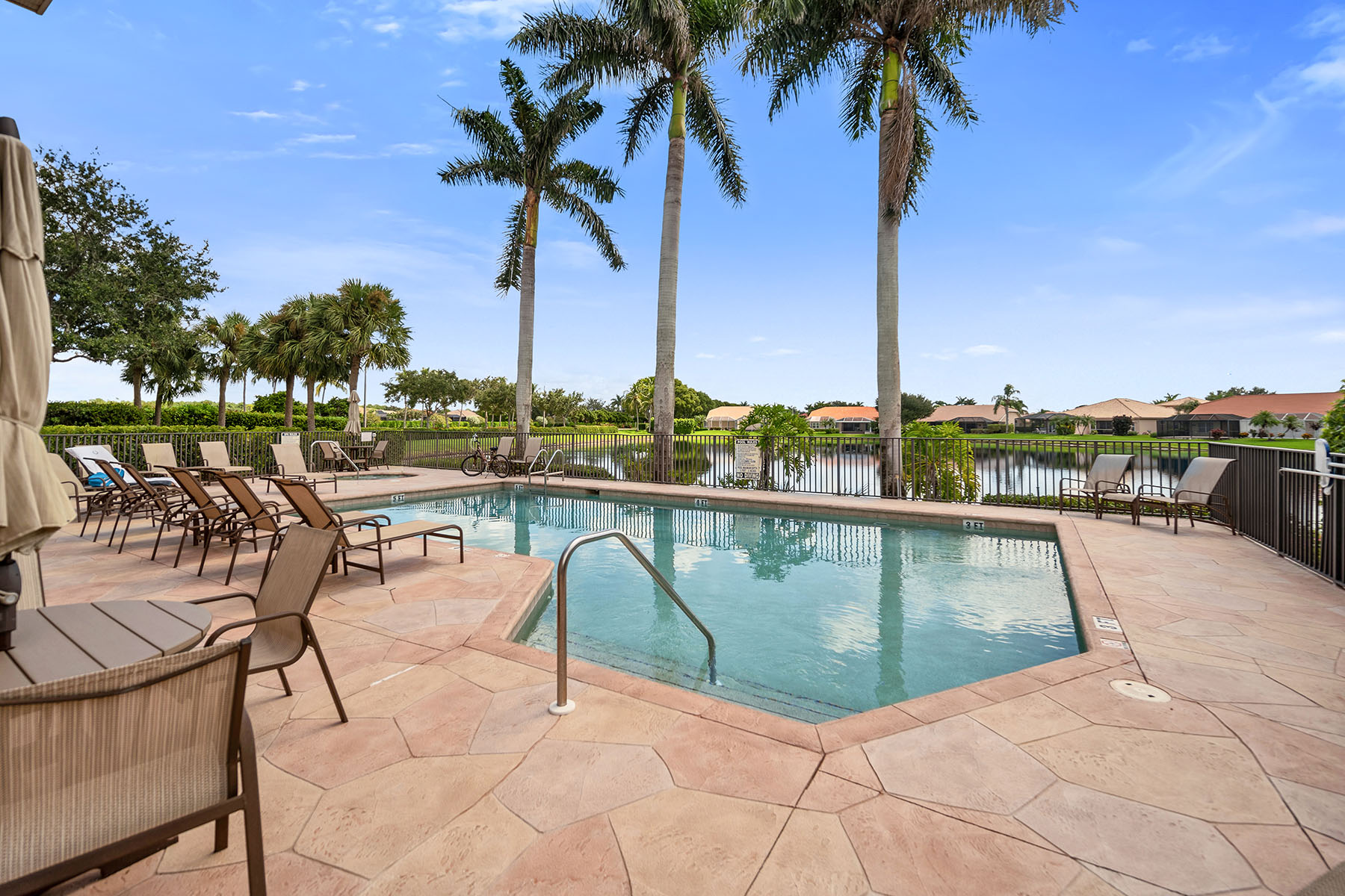 6433 Legacy Circle , 1301