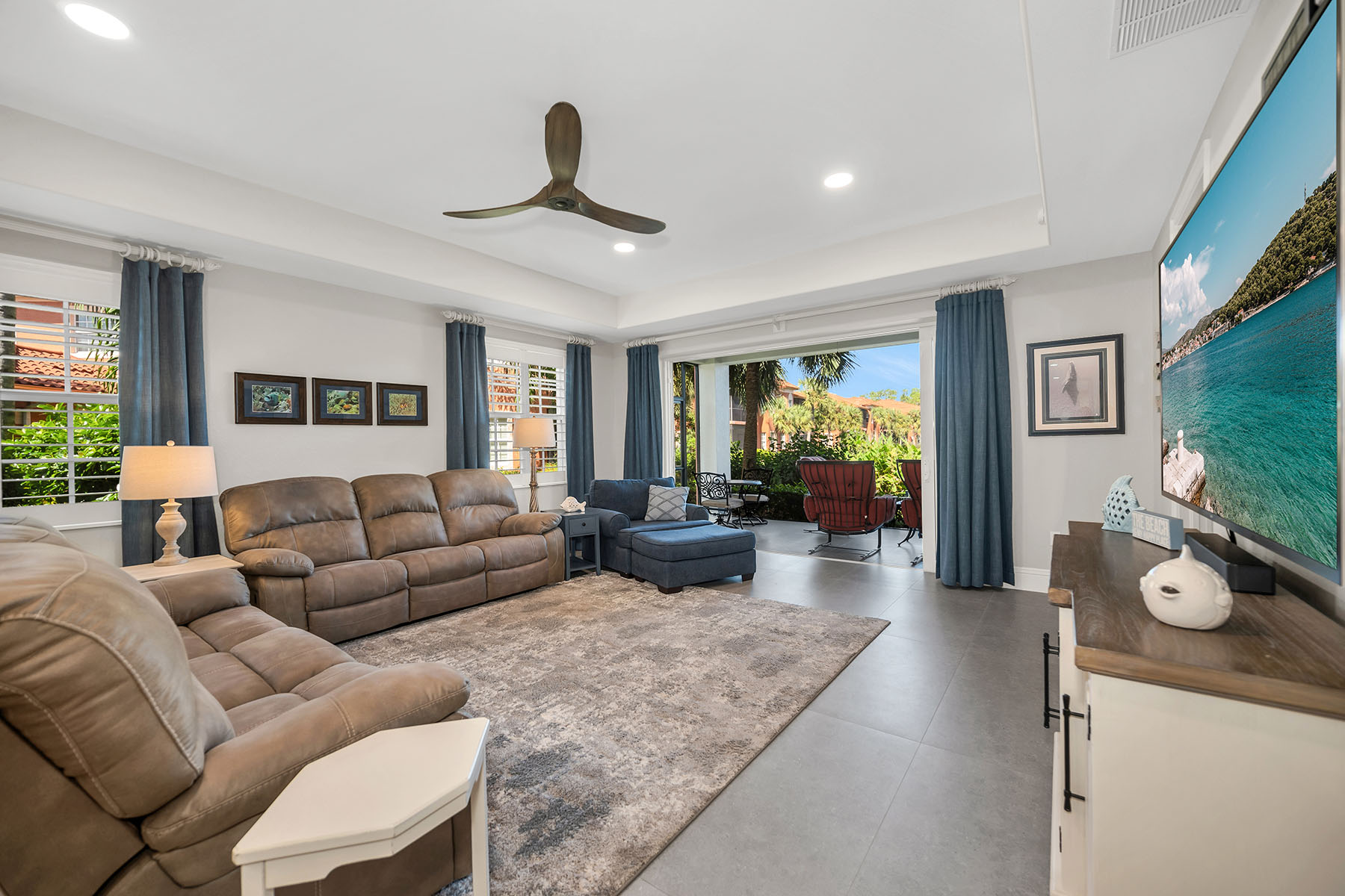 6433 Legacy Circle , 1301