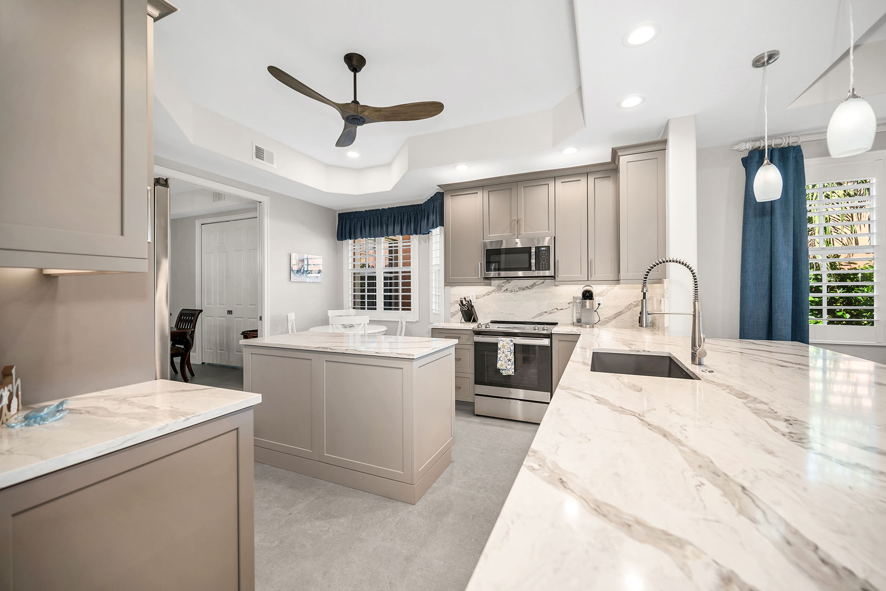 6433 Legacy Circle , 1301