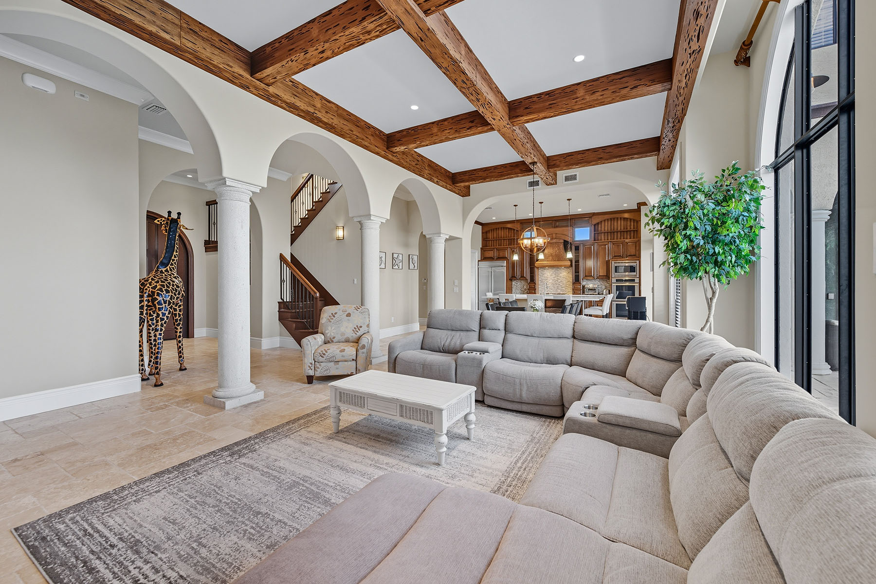 1850 Apataki Court