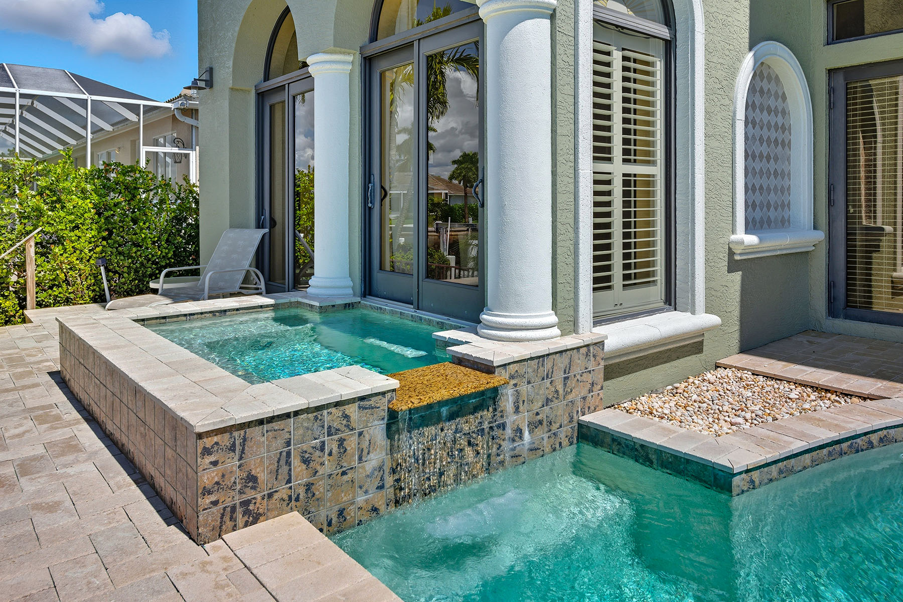 1850 Apataki Court