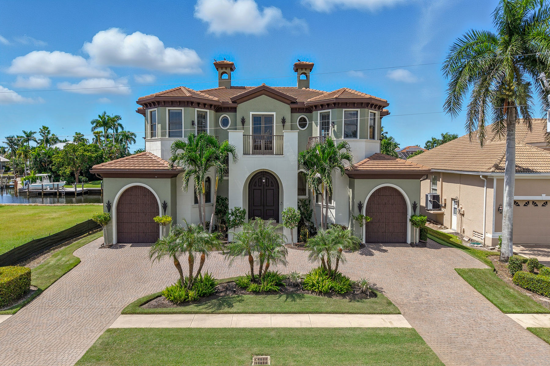 1850 Apataki Court