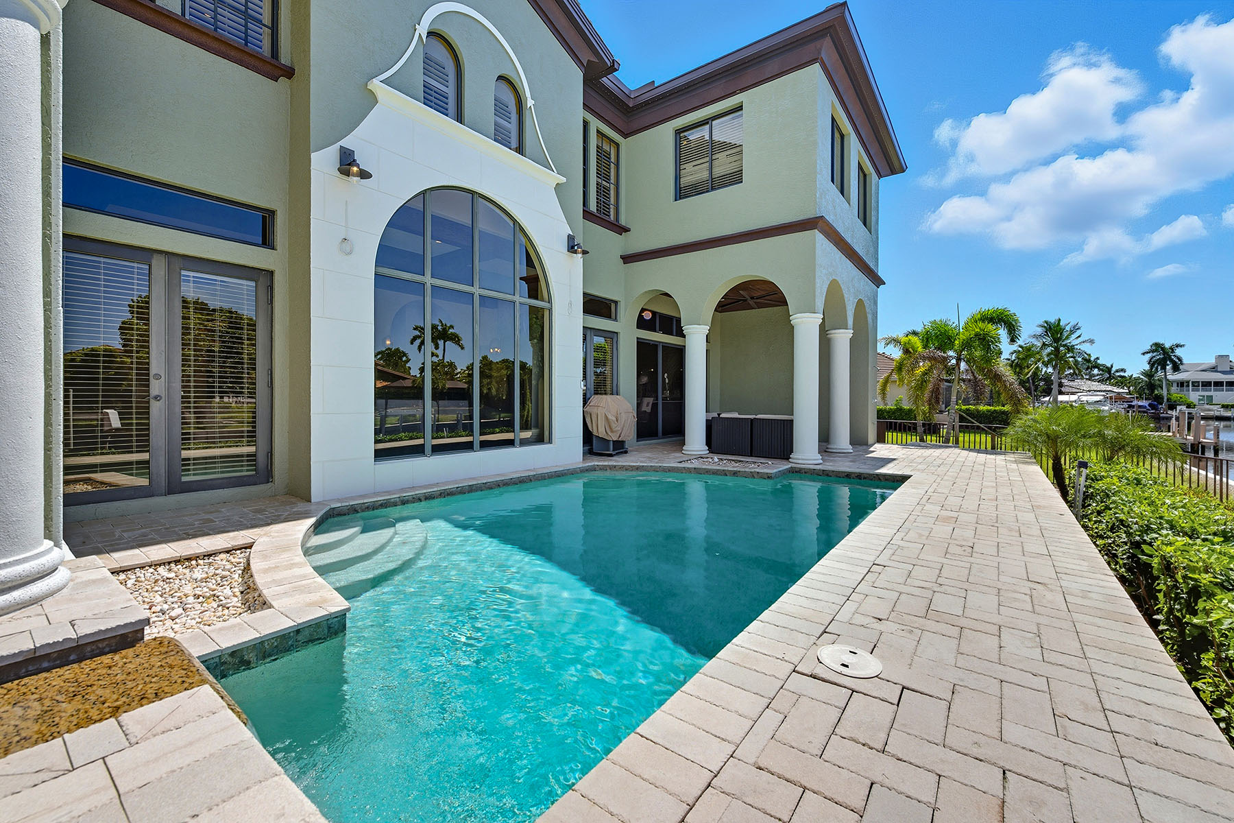 1850 Apataki Court