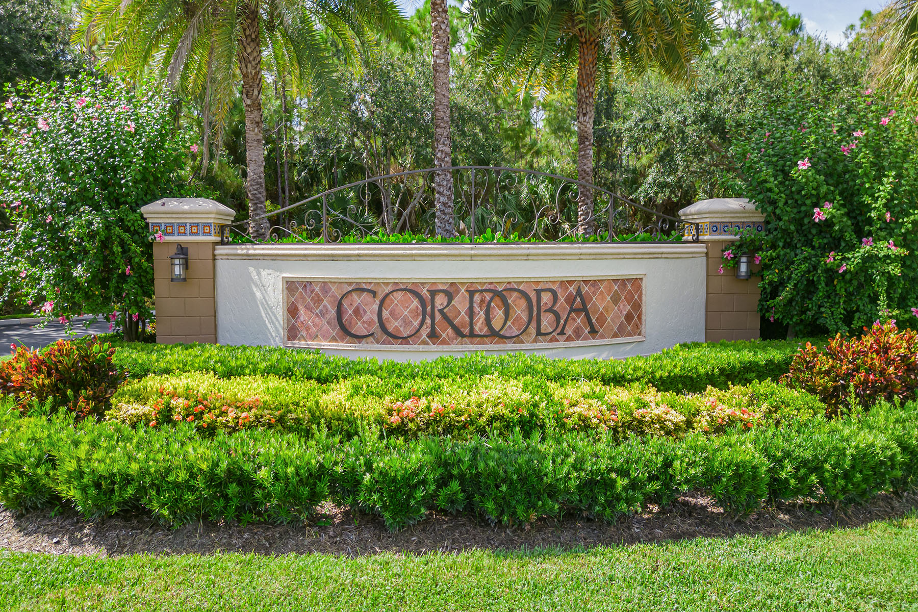 7976 Cordoba Place