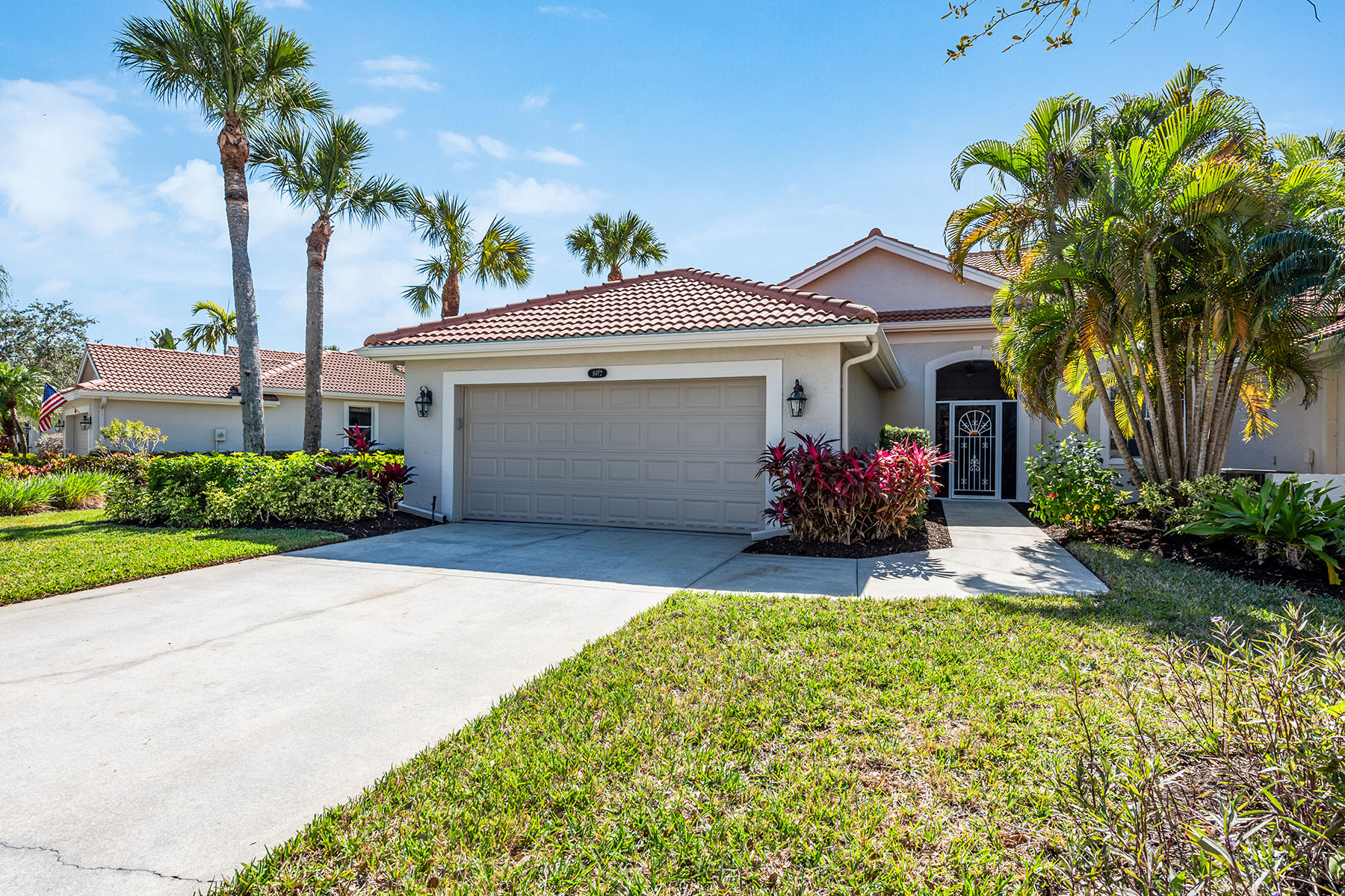 8472 Bent Creek Way