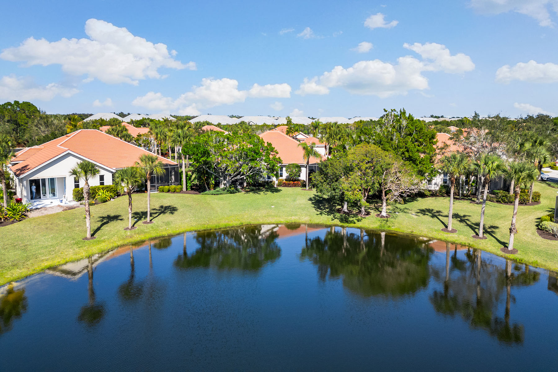 8472 Bent Creek Way