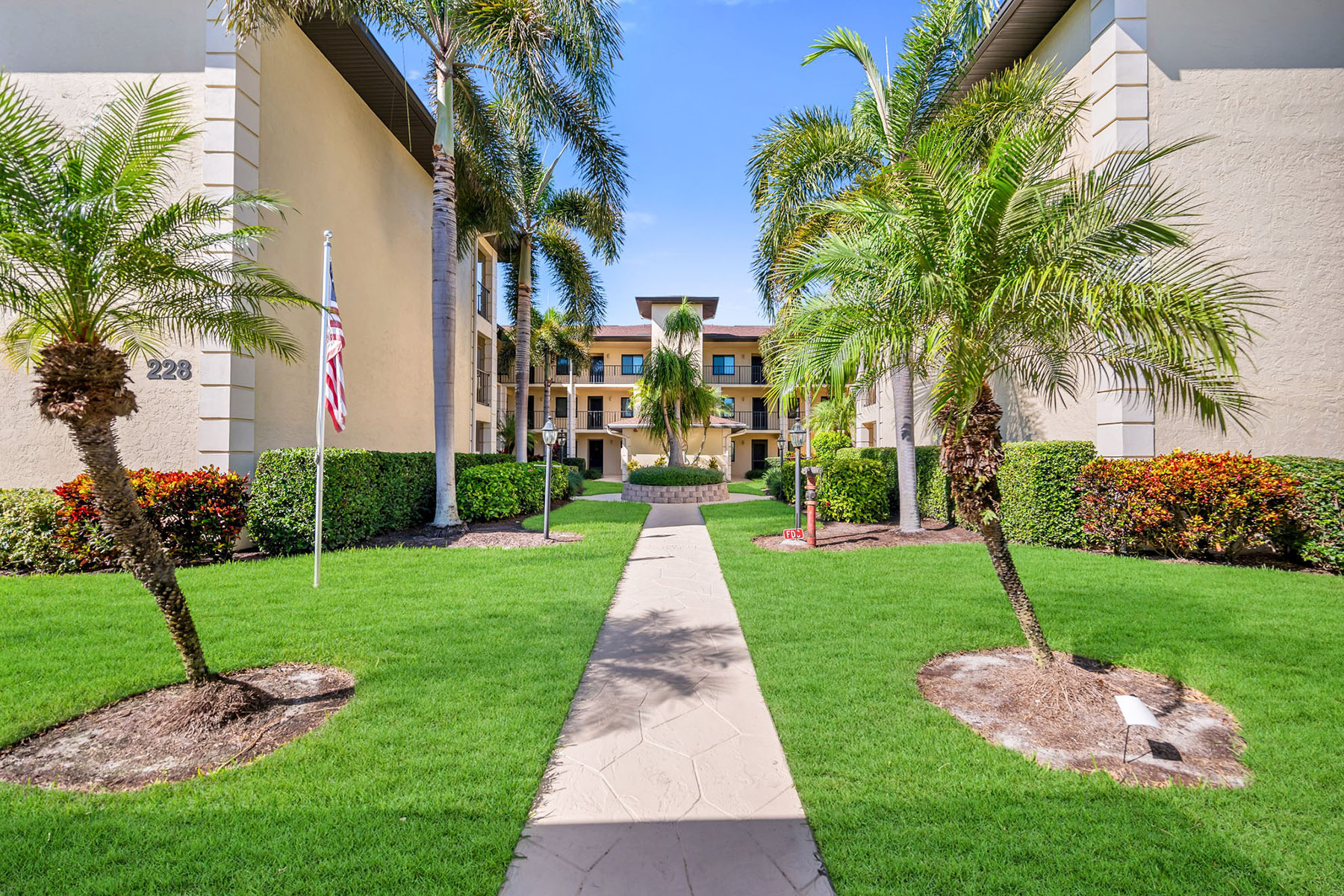 228 Fox Glen Drive , 3204