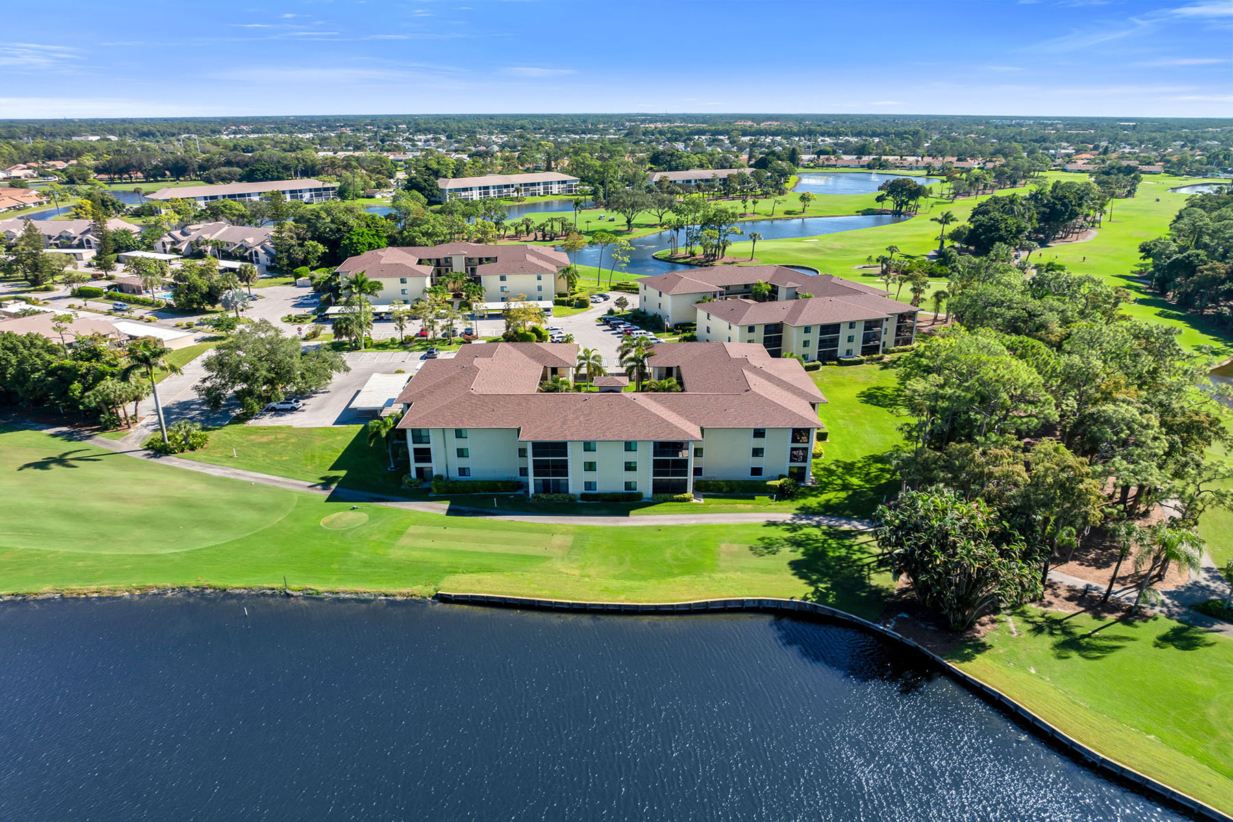 228 Fox Glen Drive , 3204