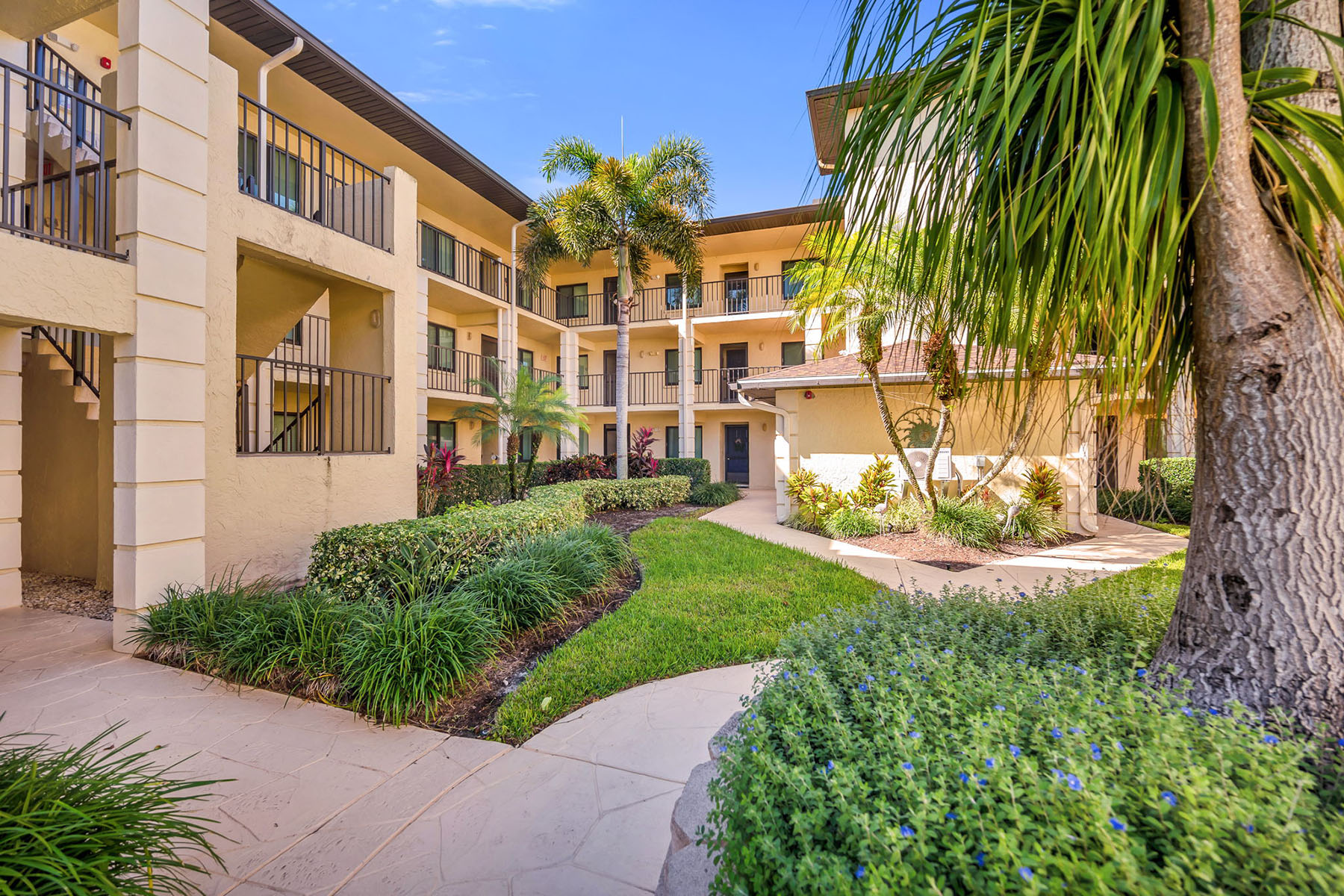 228 Fox Glen Drive , 3204