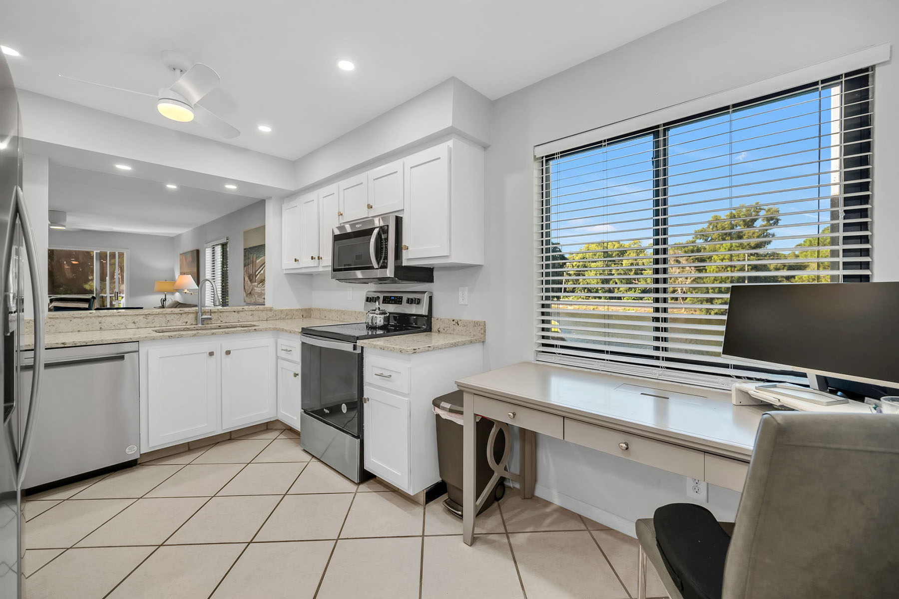 228 Fox Glen Drive , 3204