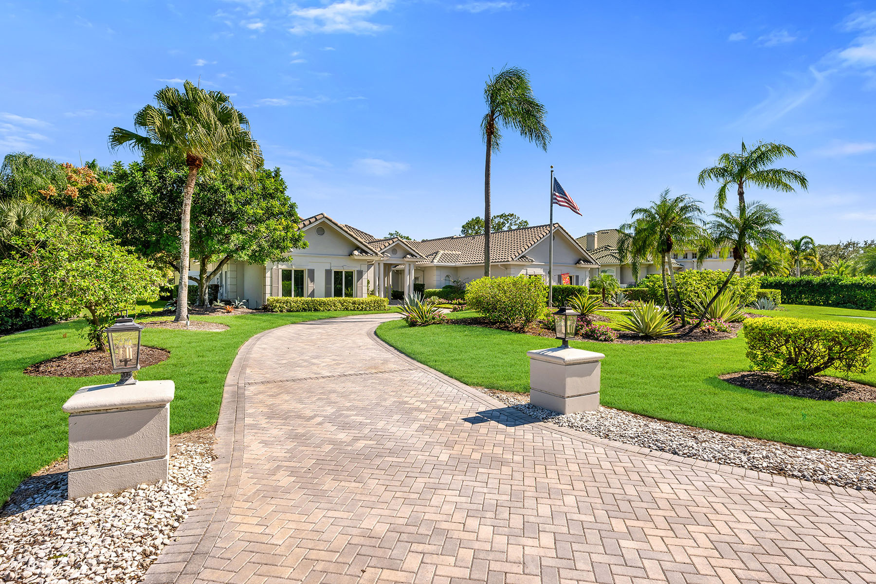 13456 Pond Apple Drive W