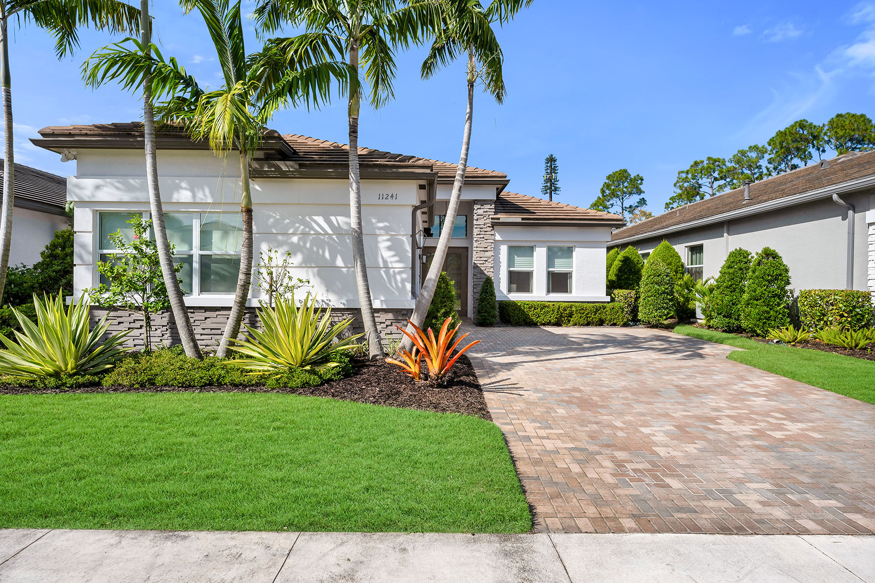 11241 Daphne Court