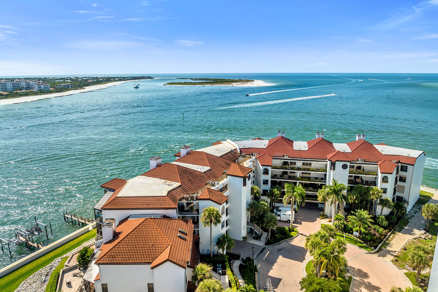 533 La Peninsula Boulevard , 533