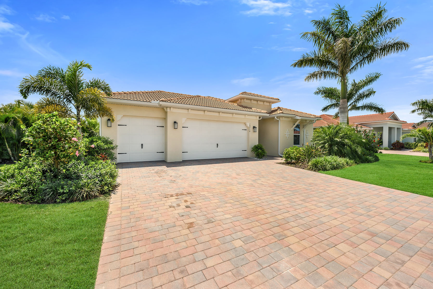 18718 Lake Hammock Drive