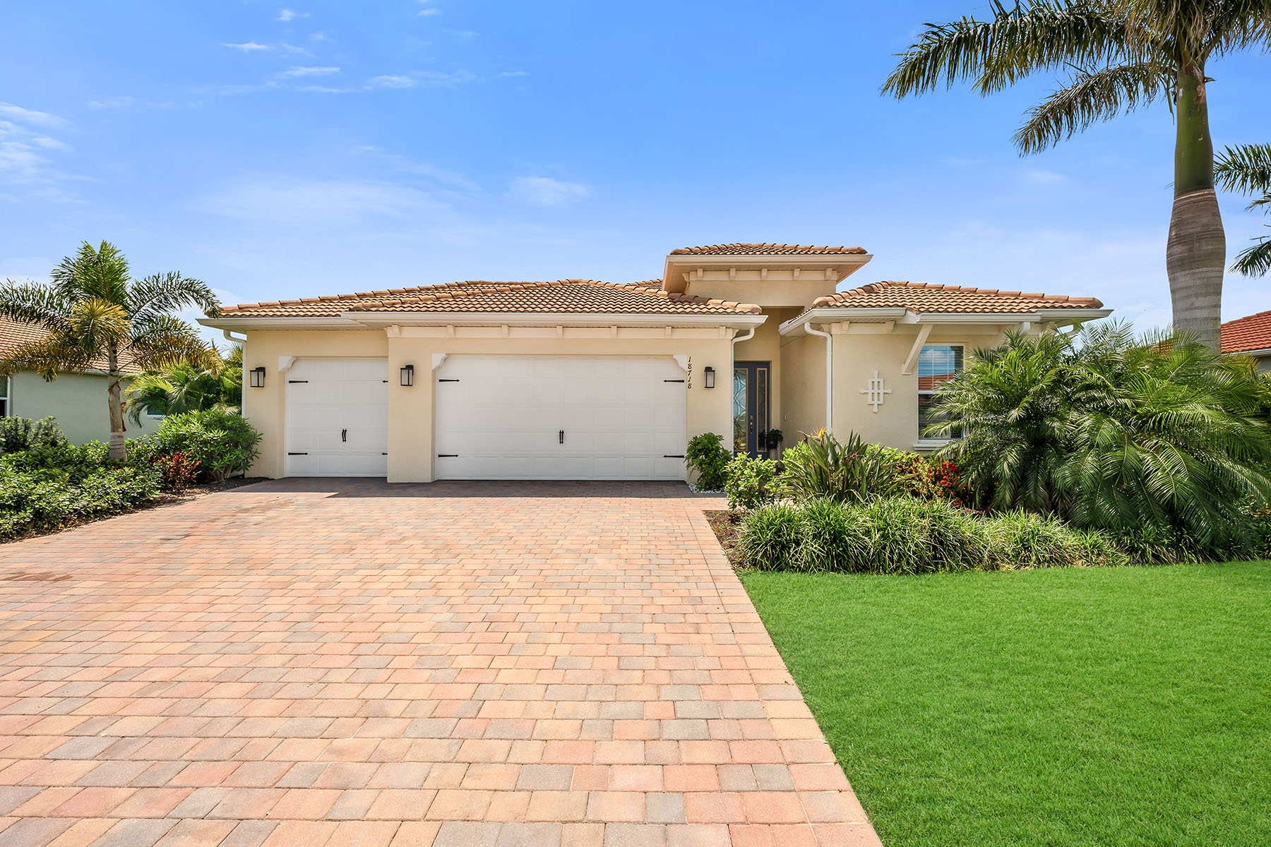 18718 Lake Hammock Drive