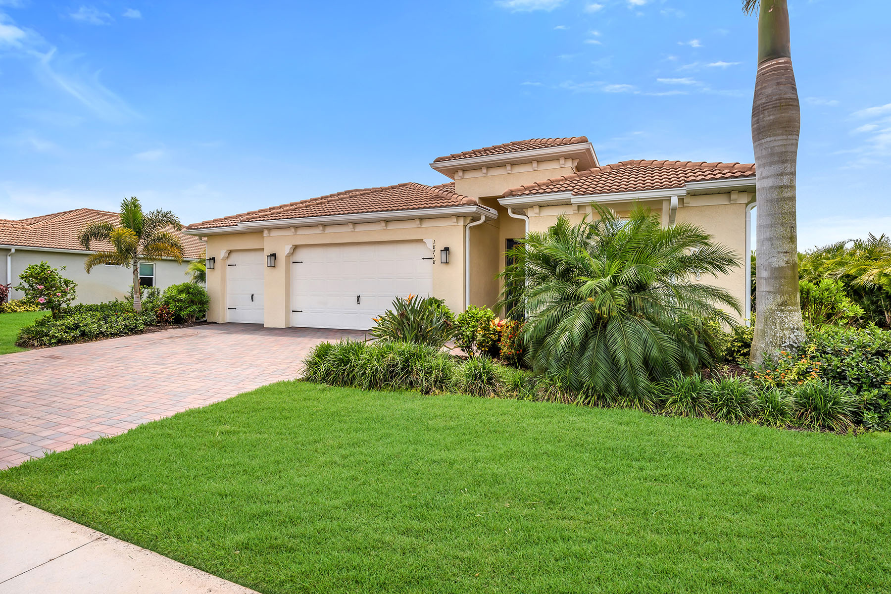 18718 Lake Hammock Drive