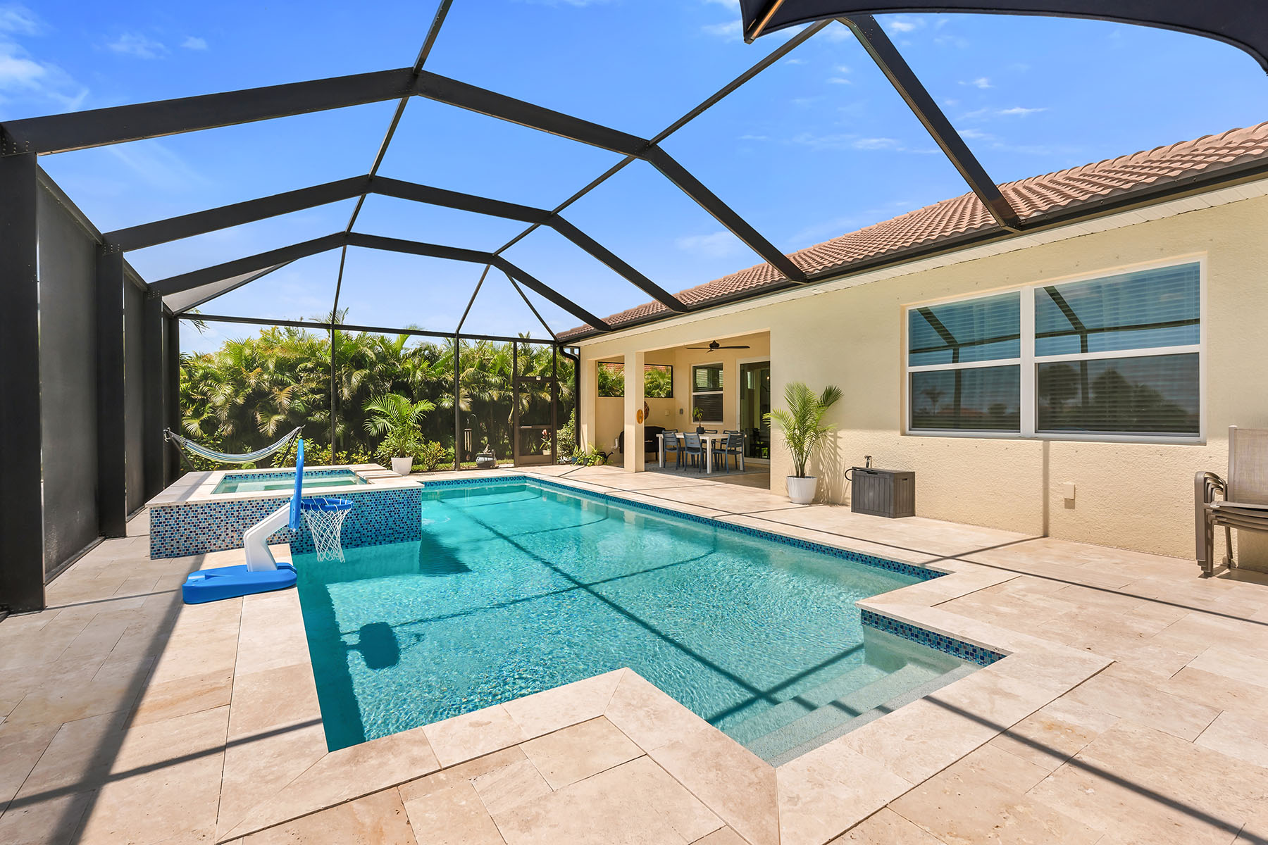 18718 Lake Hammock Drive