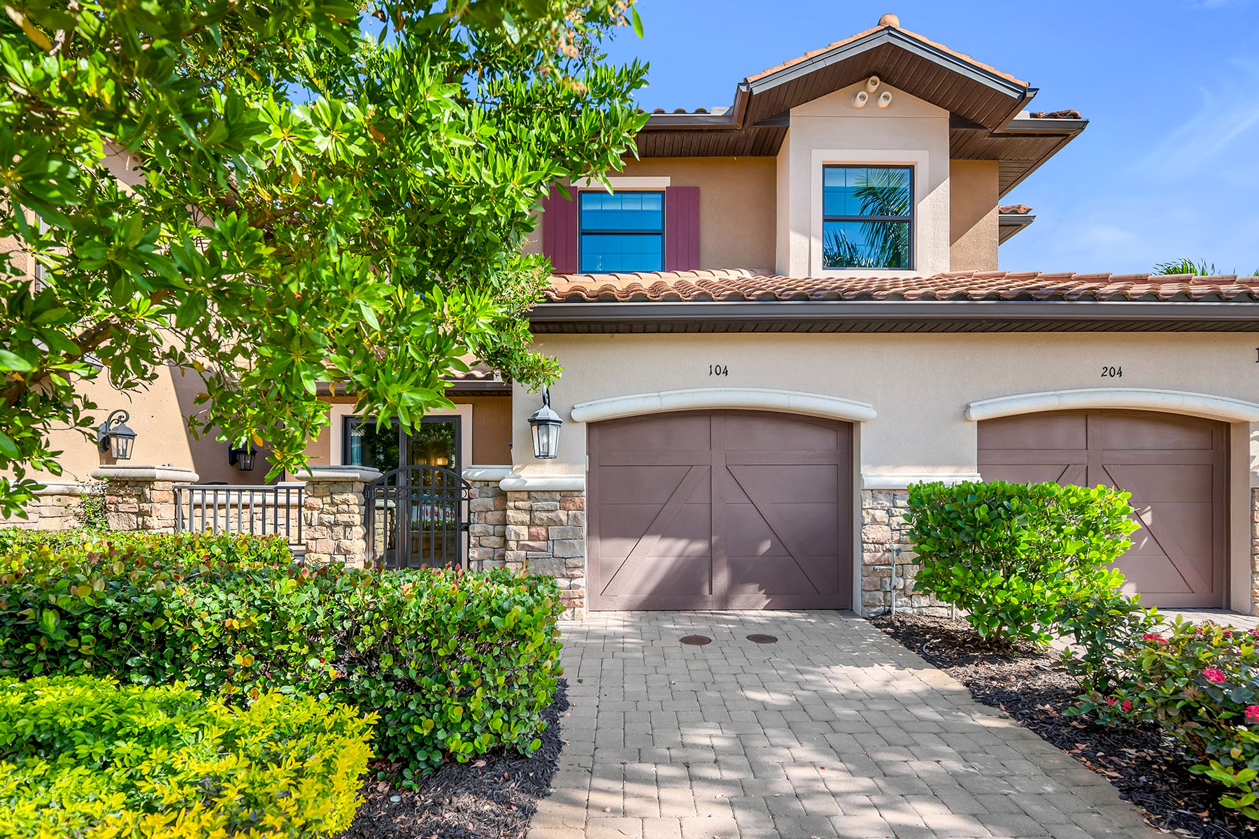 15256 Zeno Way , 104