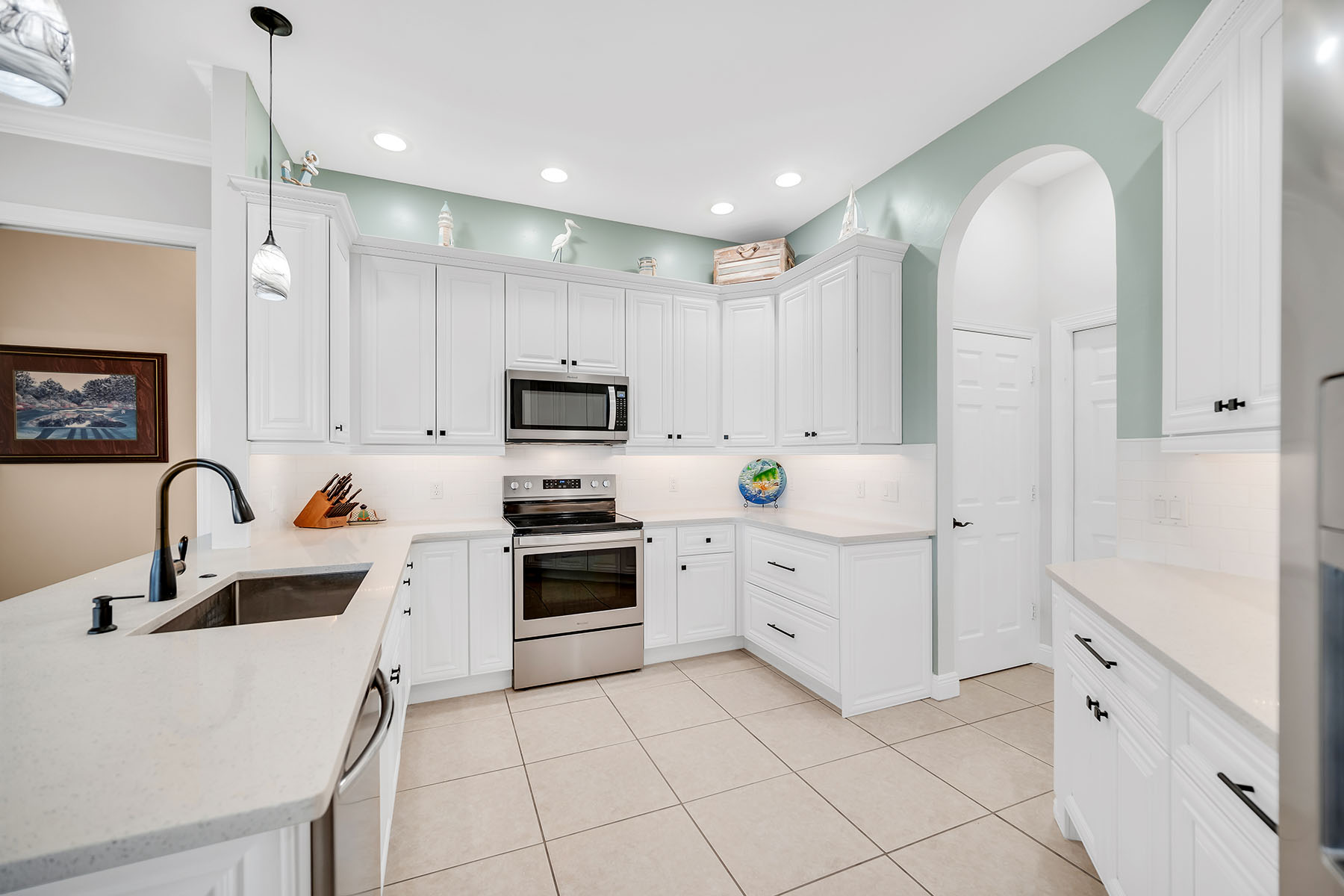 18031 Royal Tree Parkway