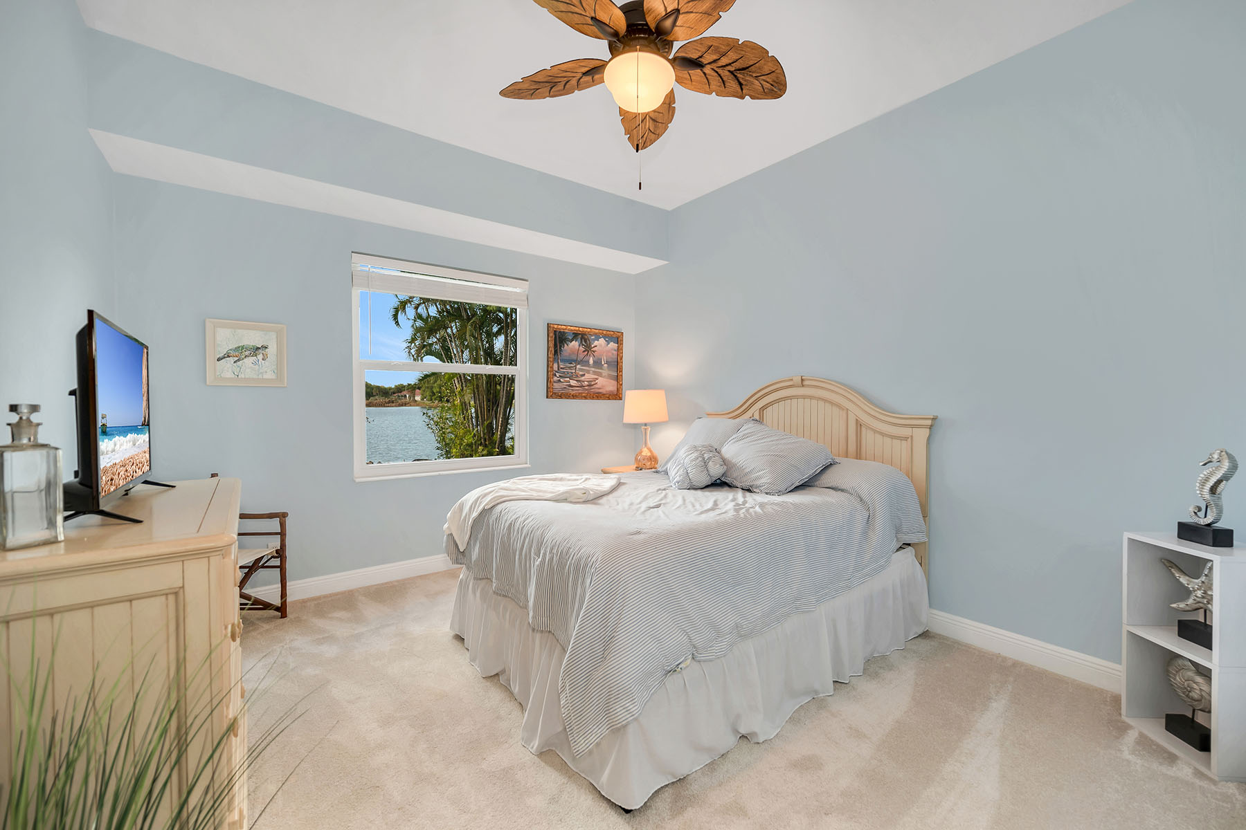 18031 Royal Tree Parkway