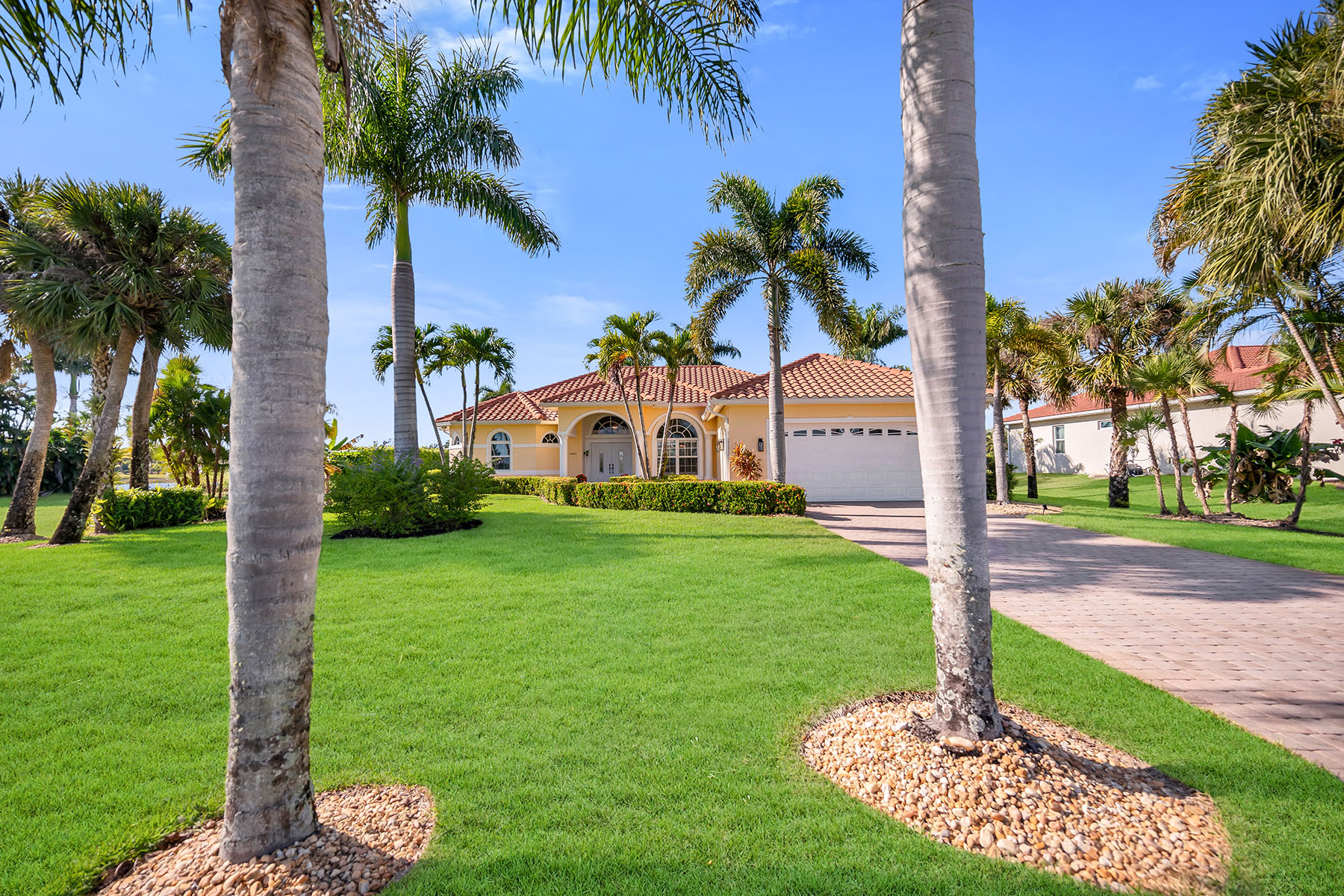 18031 Royal Tree Parkway