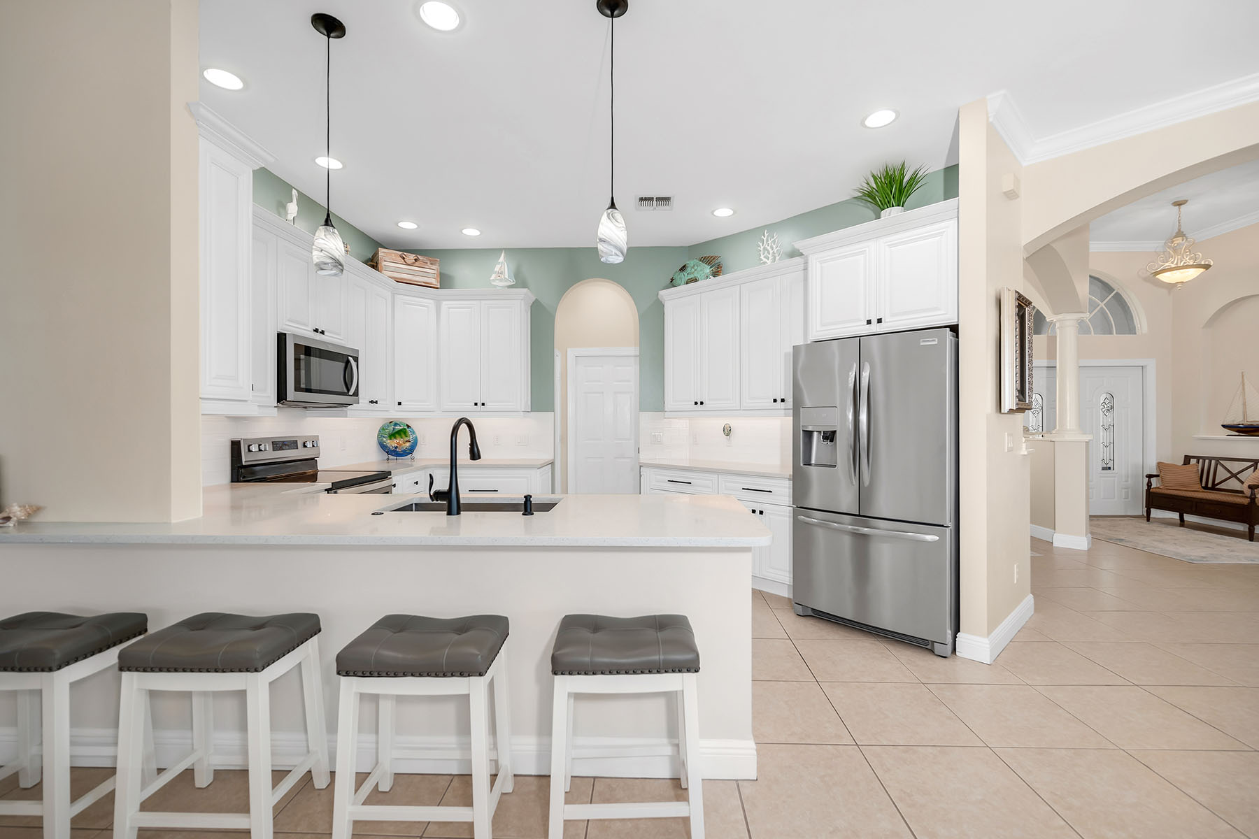 18031 Royal Tree Parkway