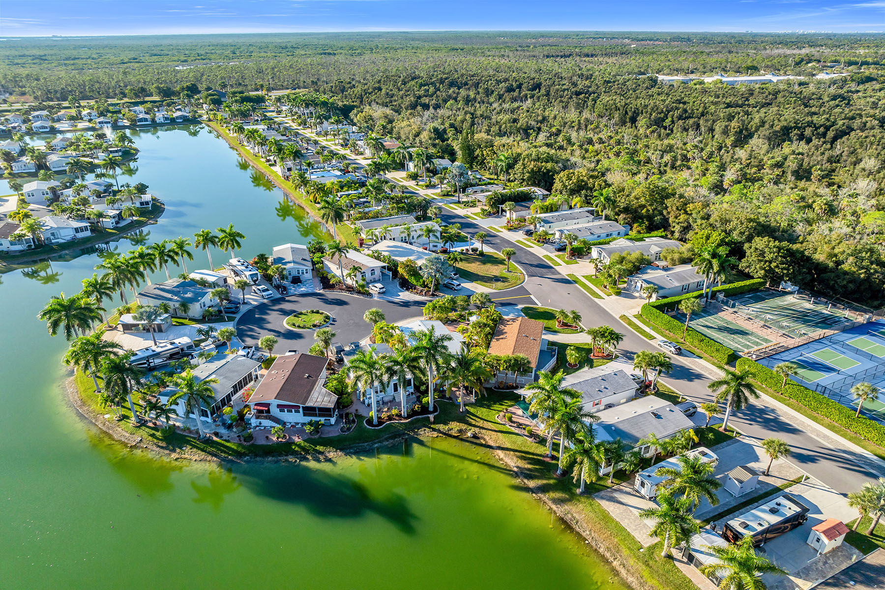 1113 Diamond Lake Circle
