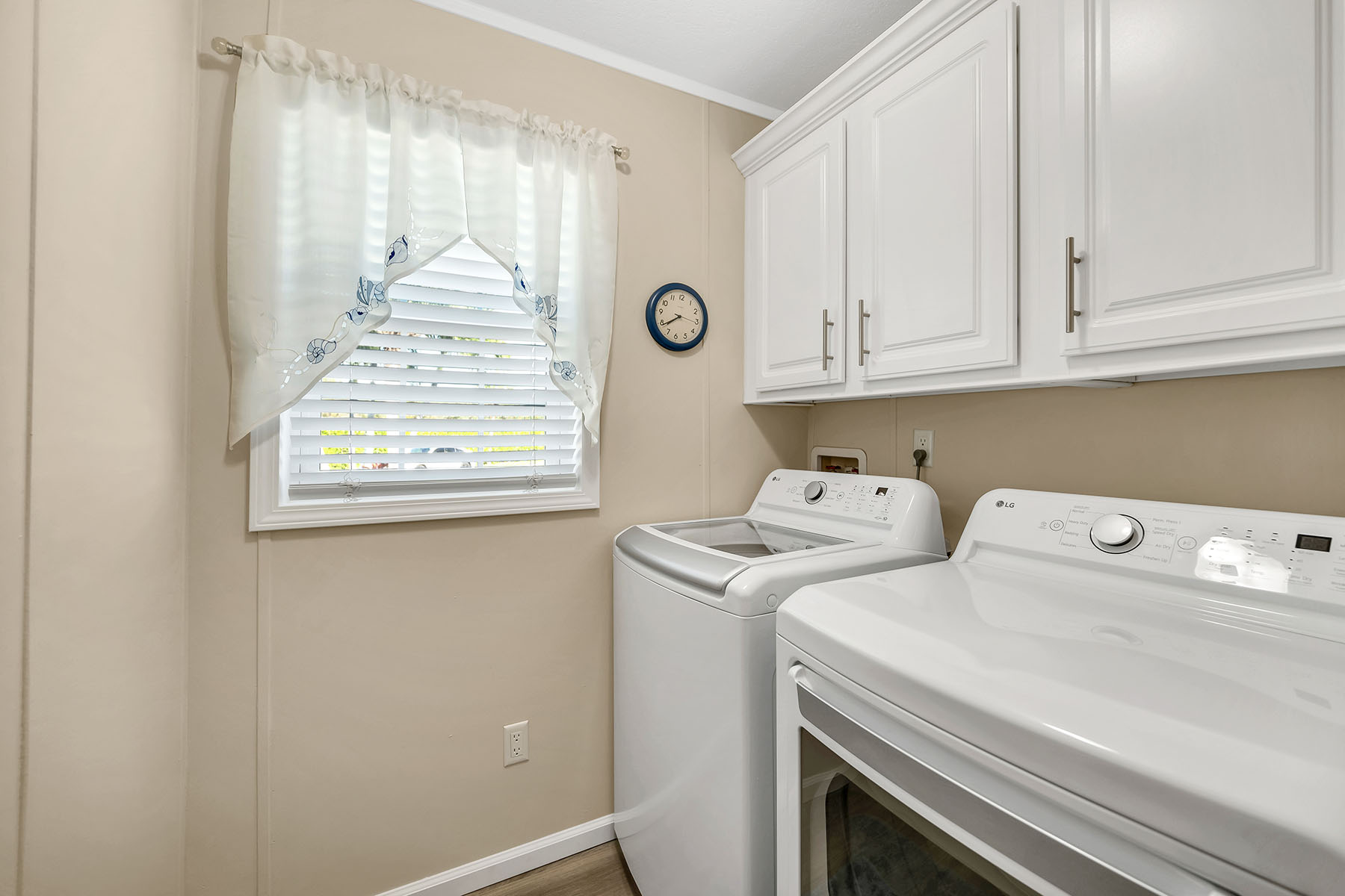 1113 Diamond Lake Circle