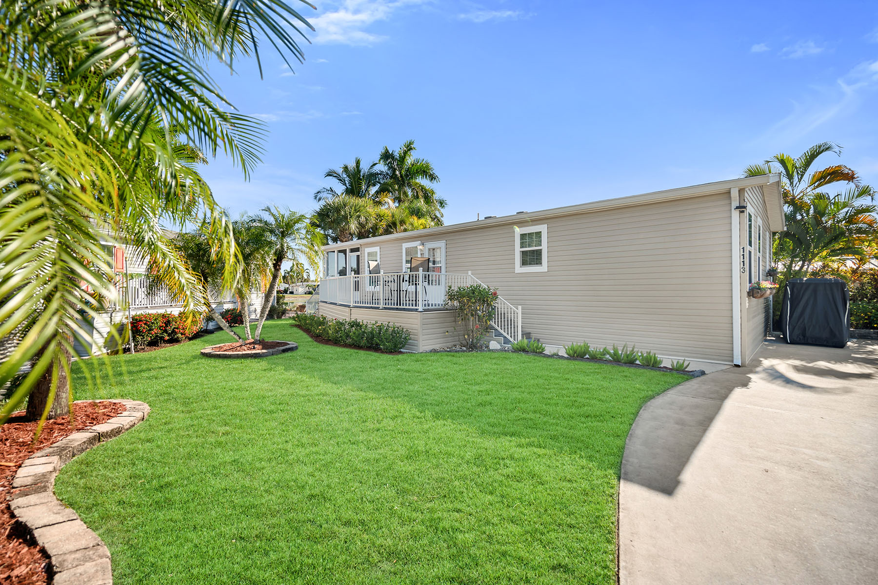 1113 Diamond Lake Circle