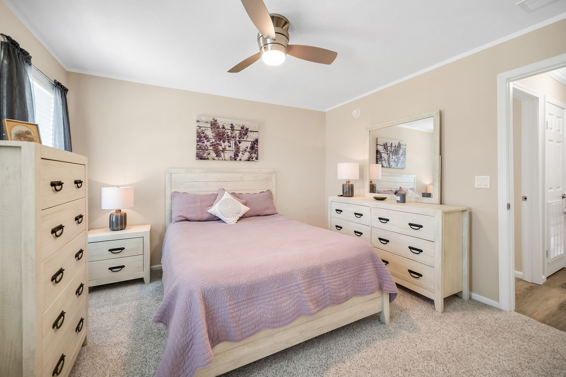 1113 Diamond Lake Circle