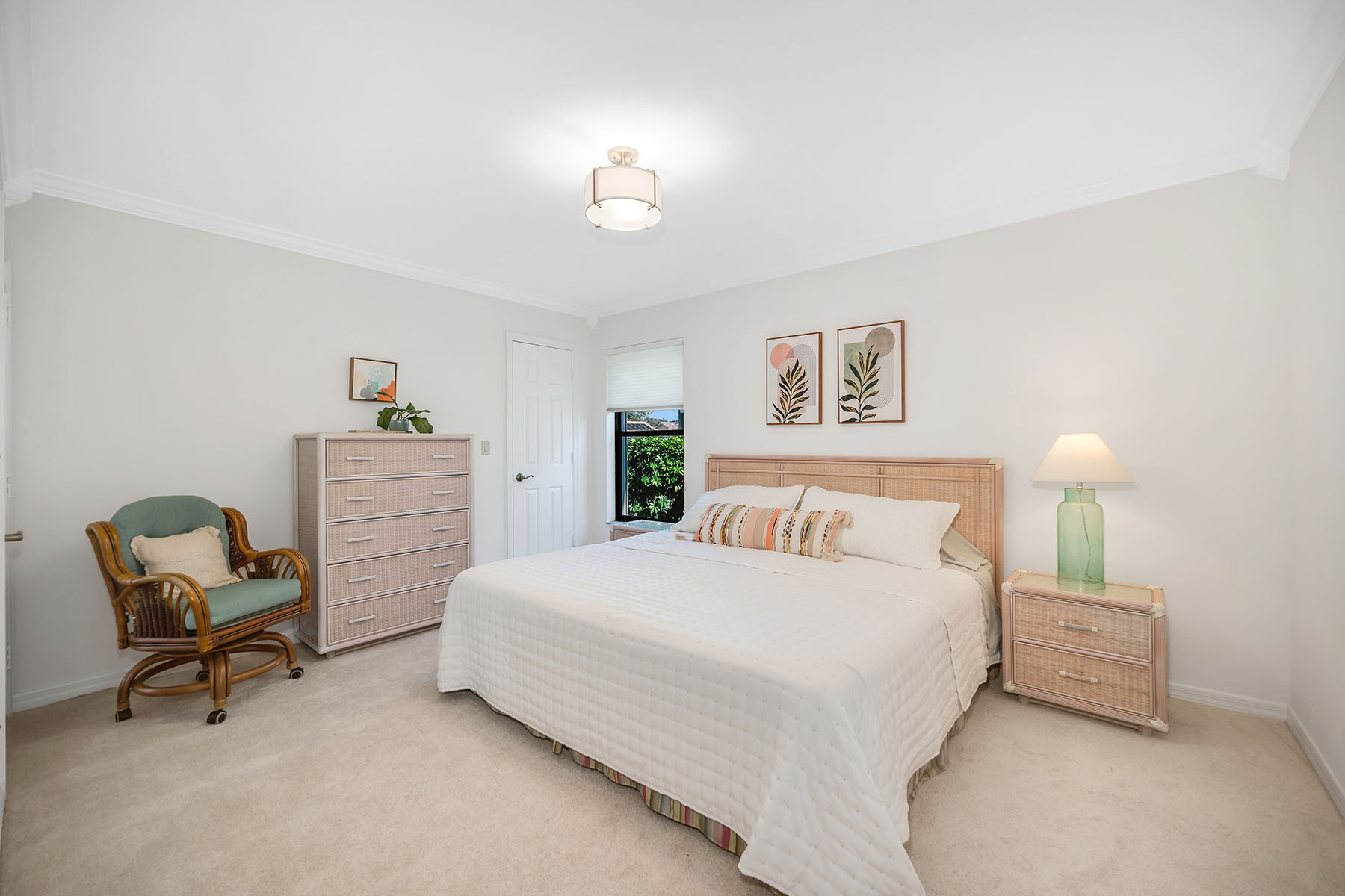 203 Kings Way